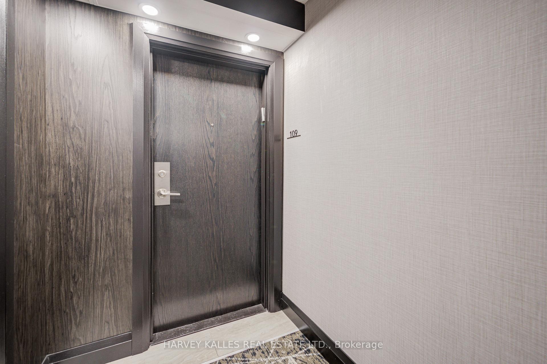 3000 Bathurst Street 109