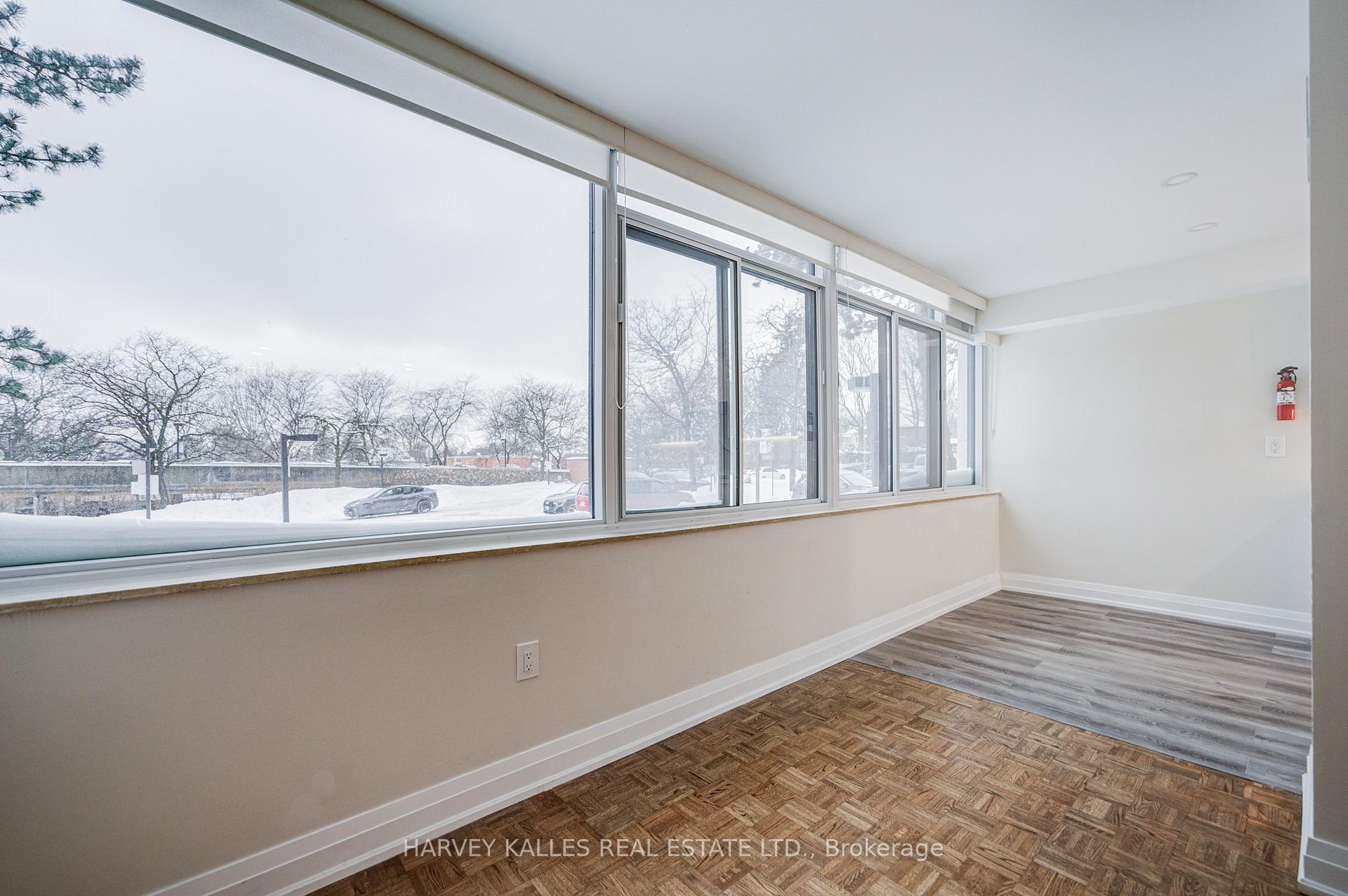 3000 Bathurst Street 109