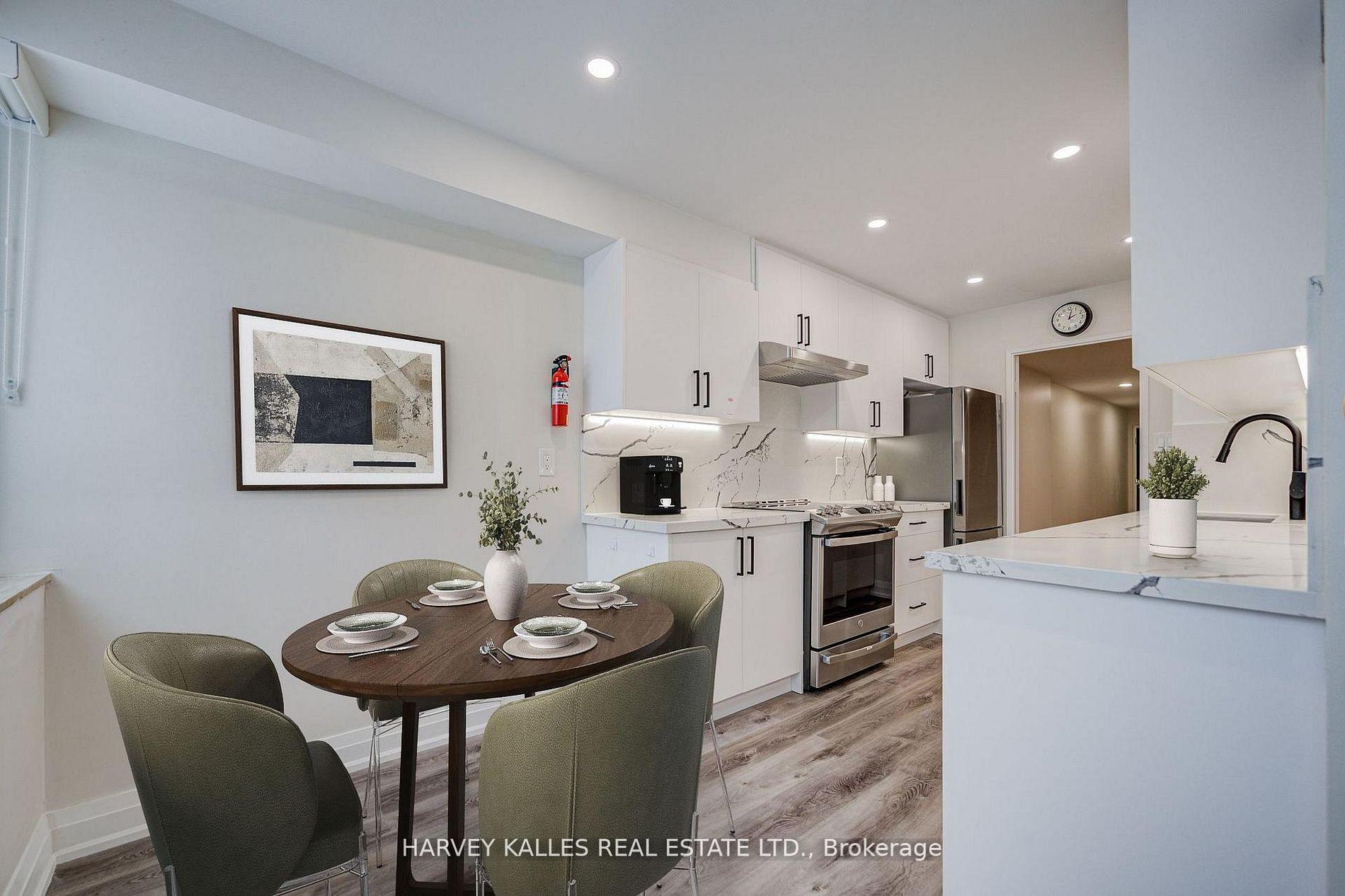 3000 Bathurst Street 109