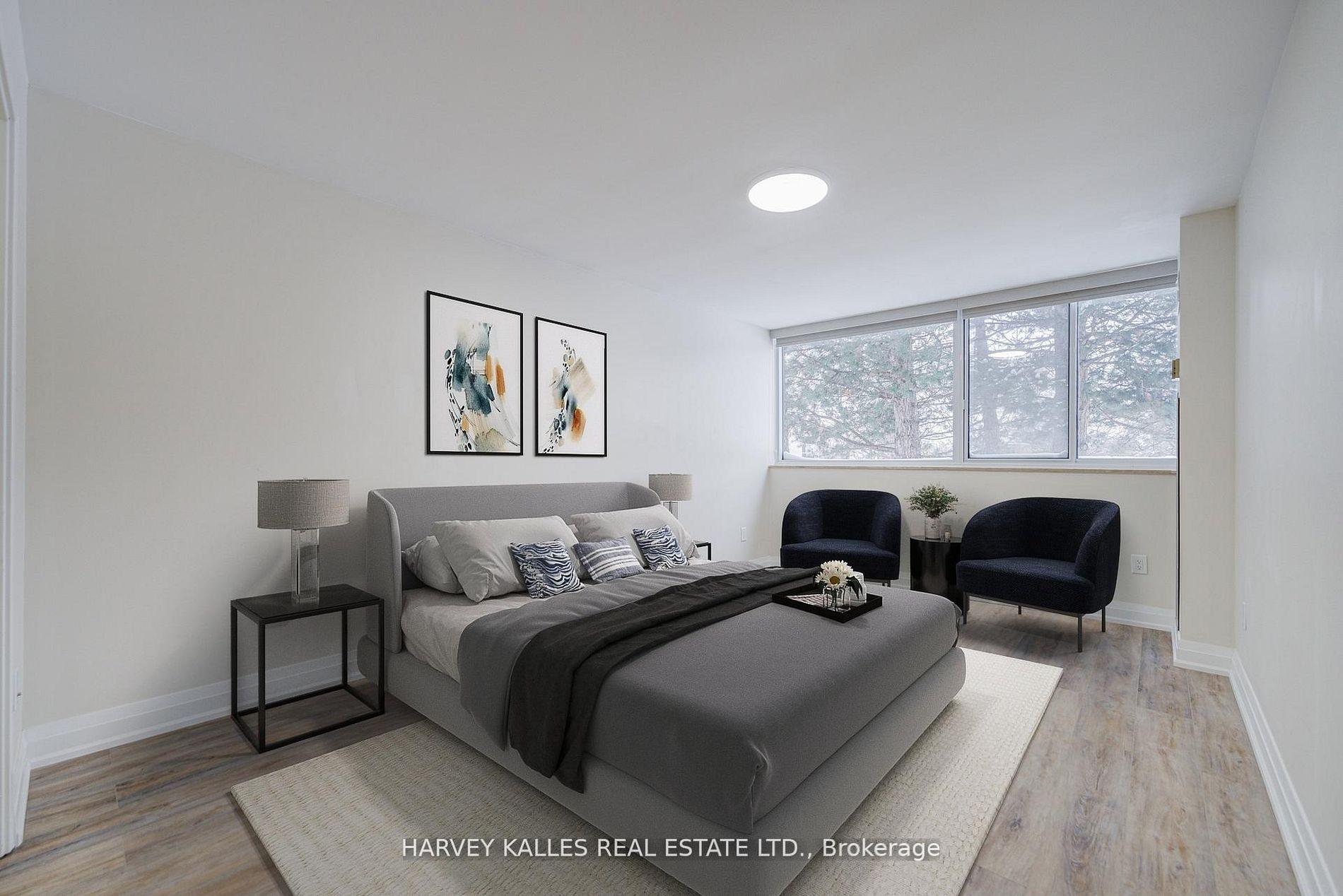 3000 Bathurst Street 109