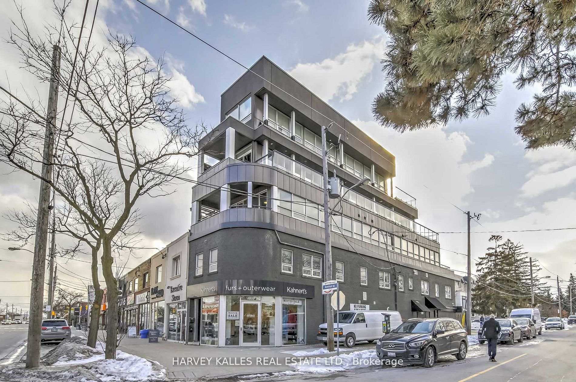 2078 Avenue Road