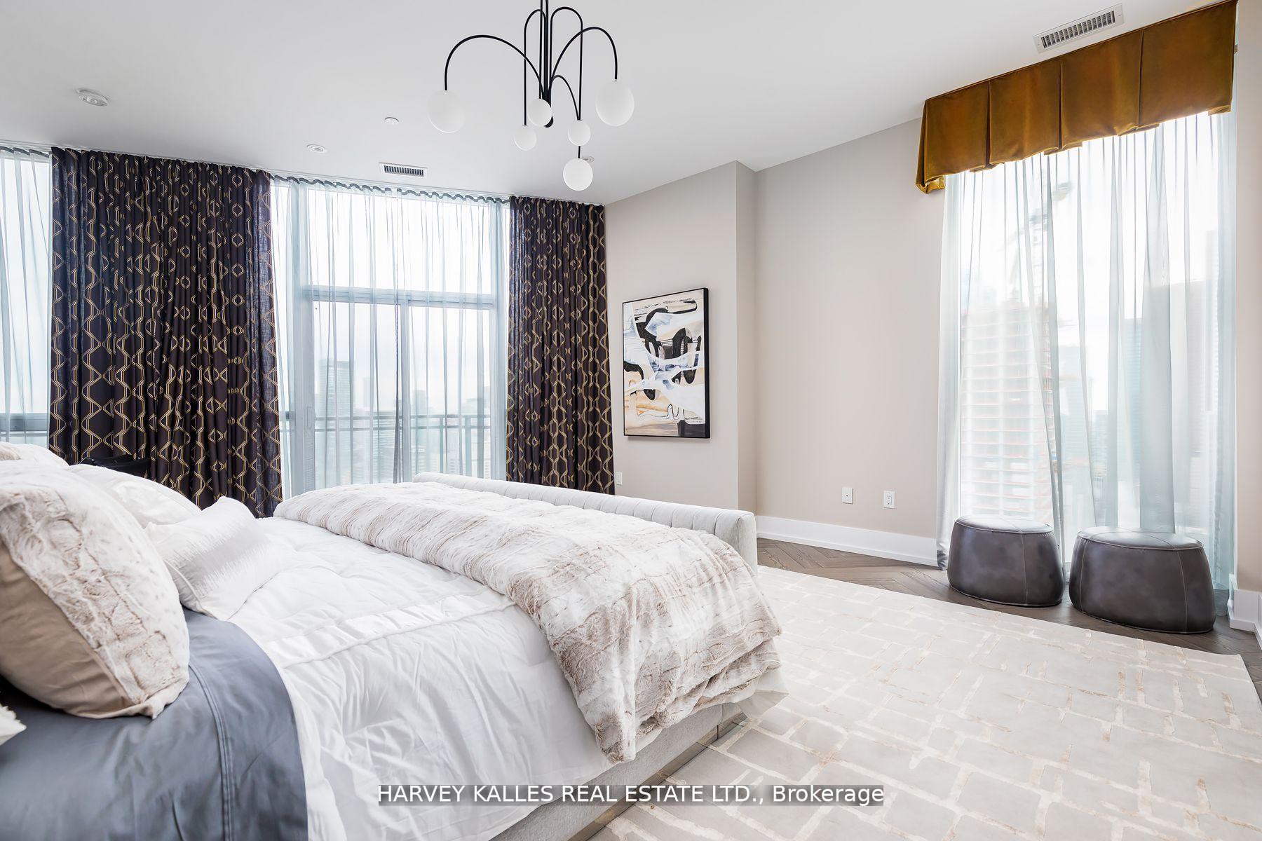 99 John Street 4802