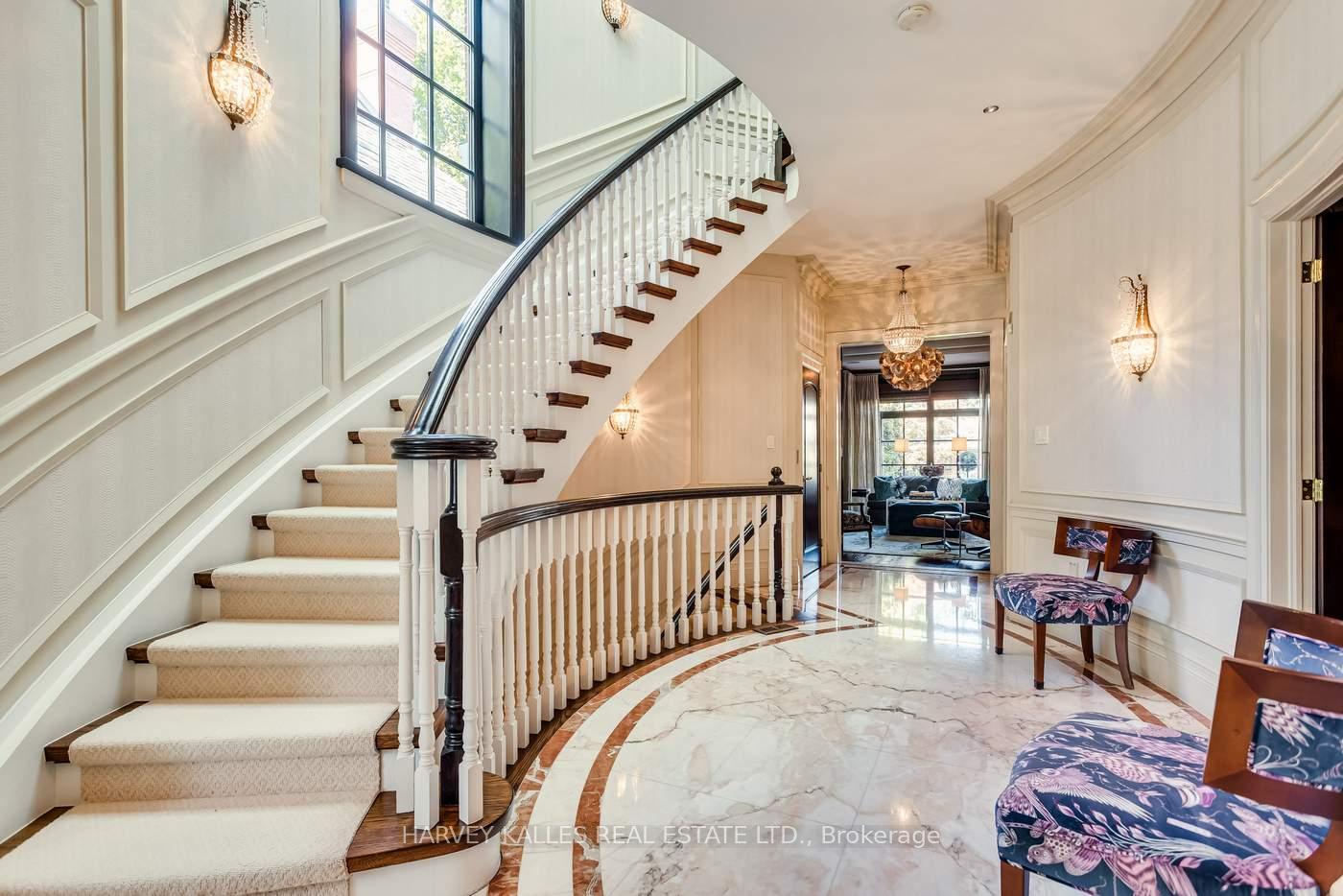 92 South Drive