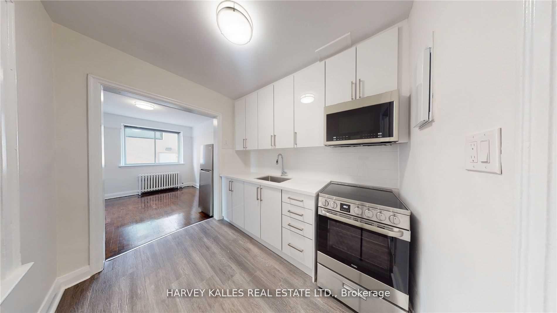 320 Lonsdale Road 3