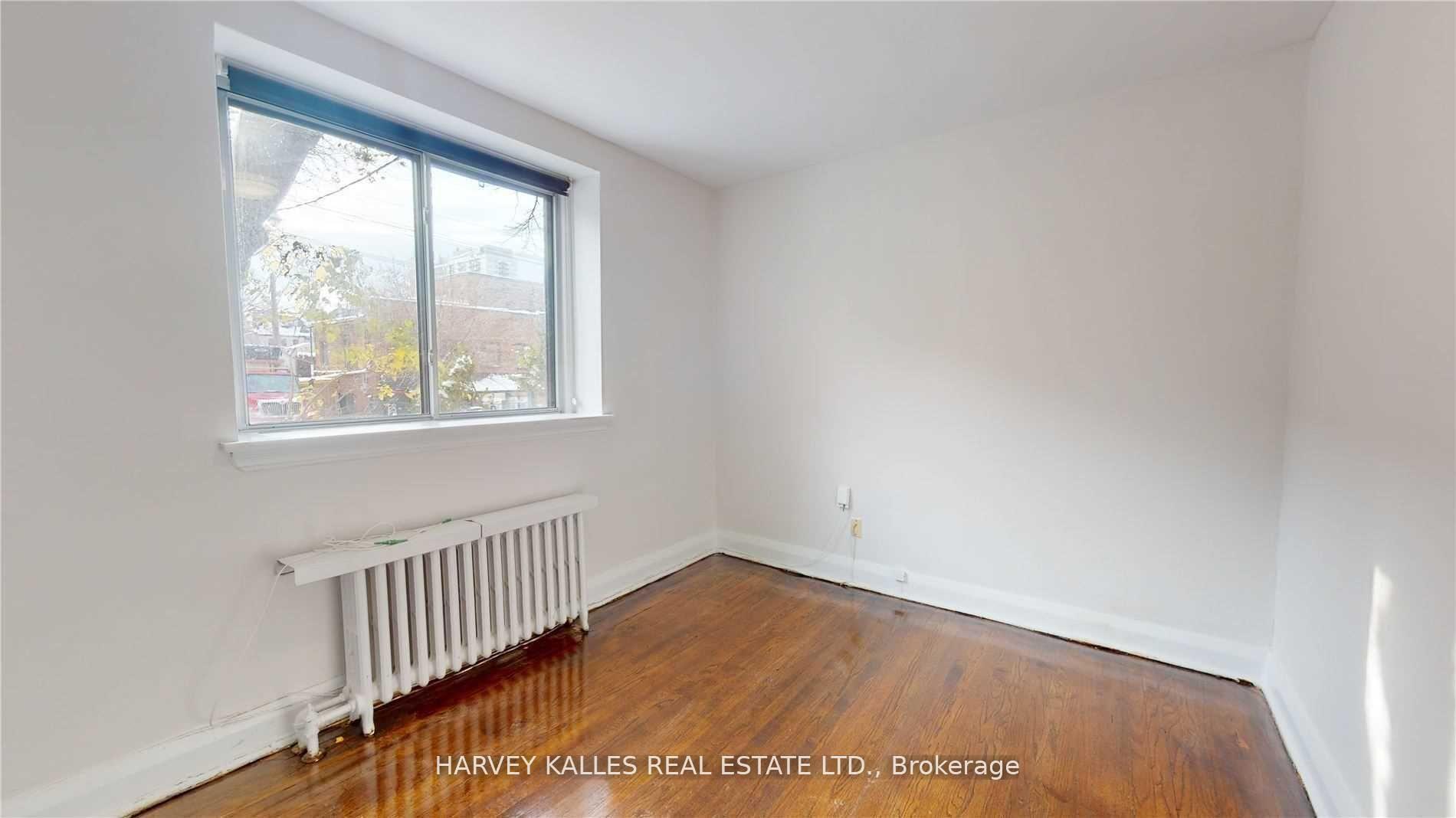 320 Lonsdale Road 3