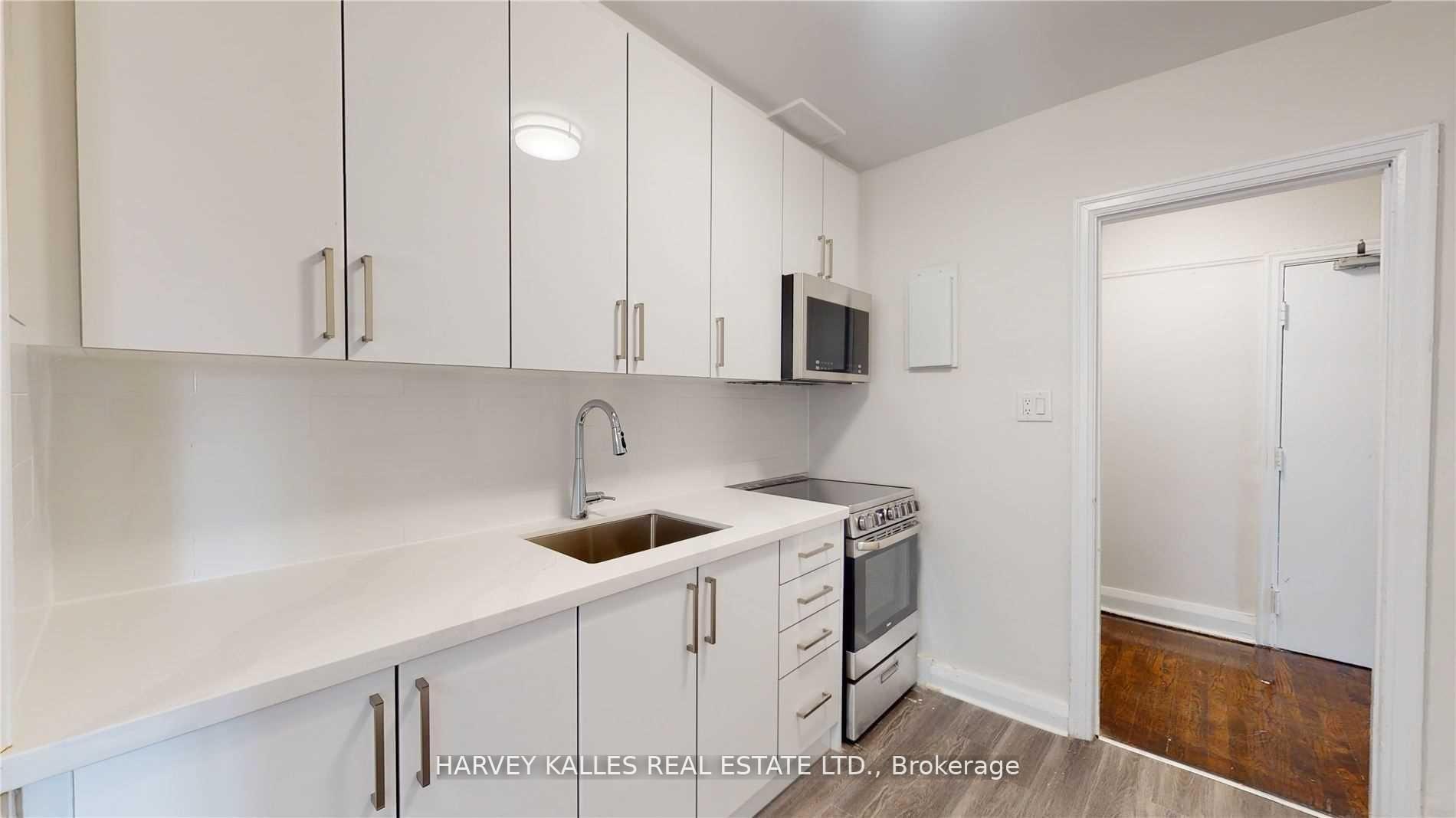 320 Lonsdale Road 3