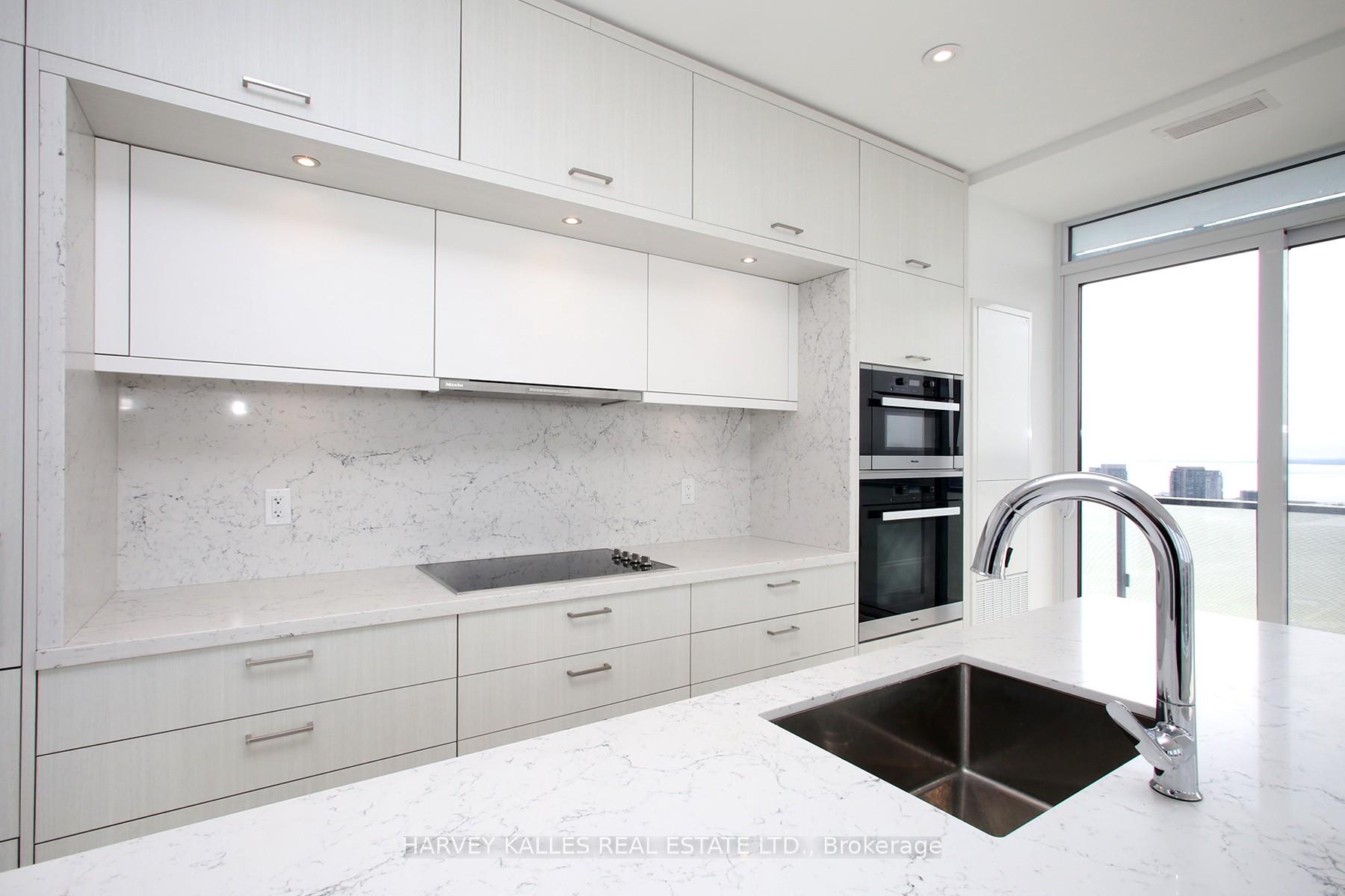 470 Front Street 3405