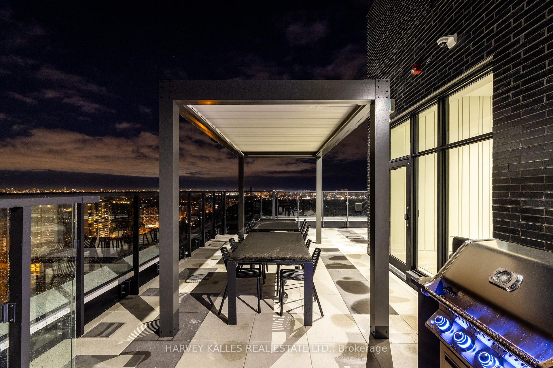 71 Redpath Avenue 1301