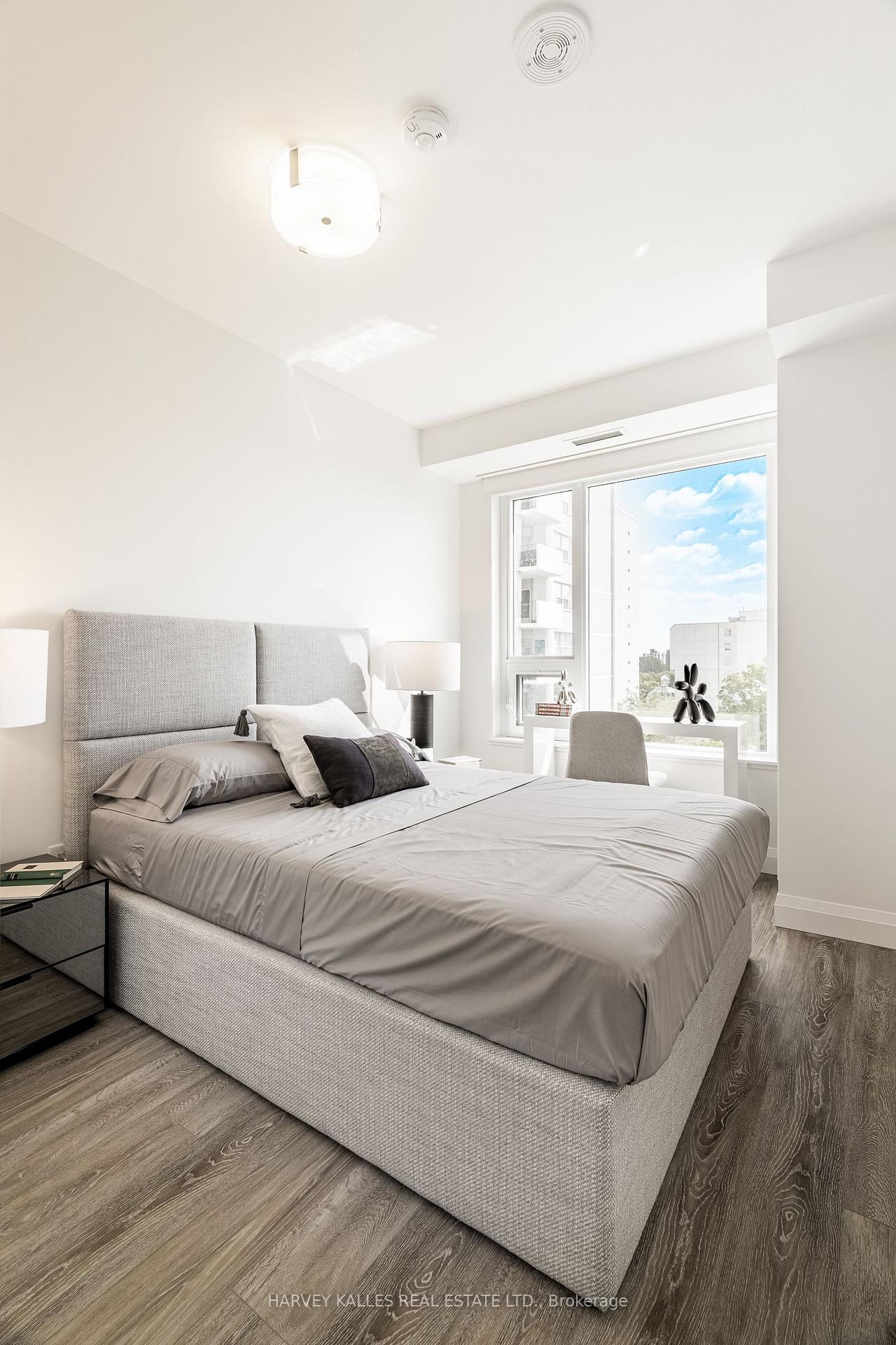 71 Redpath Avenue 1301