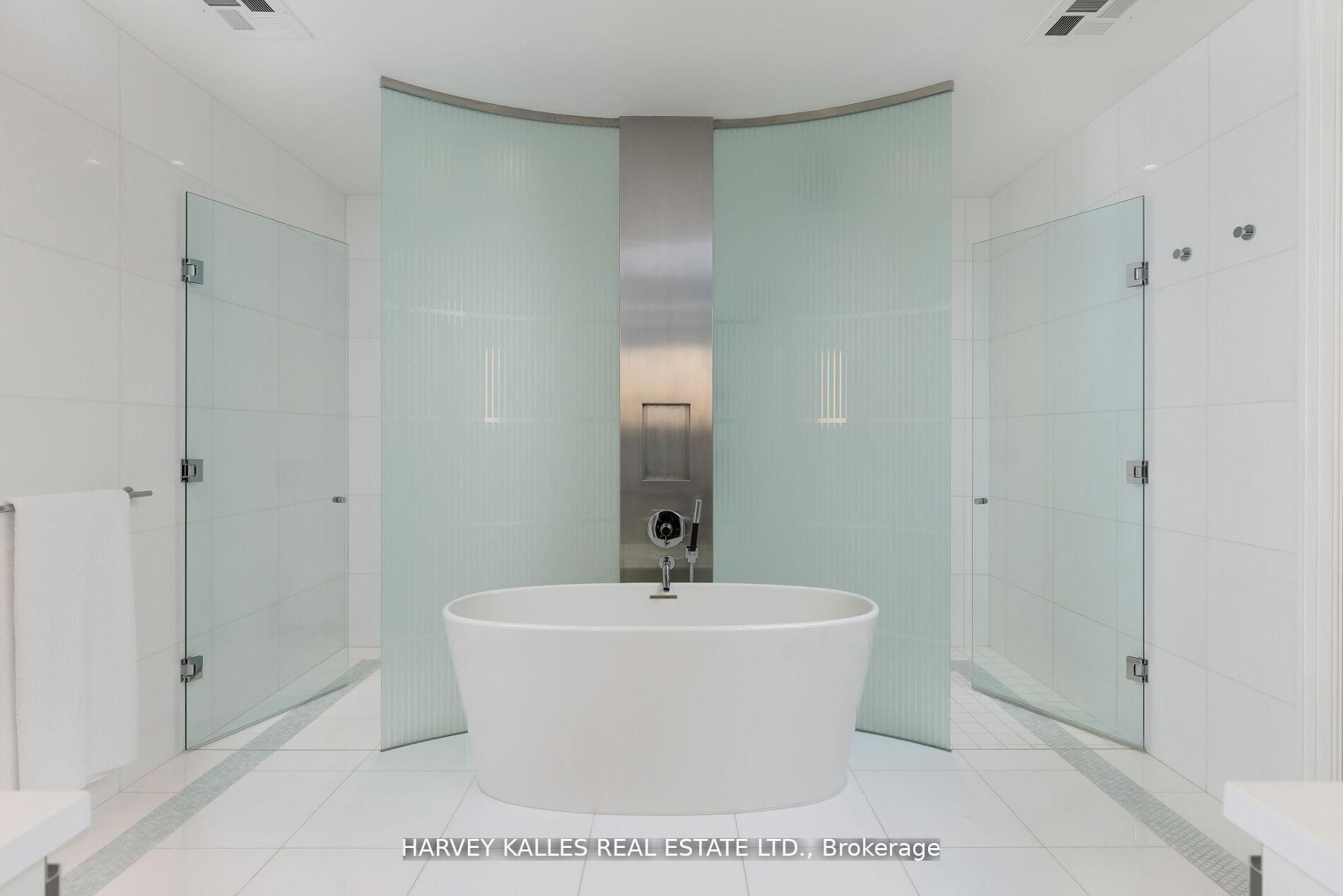 206 Bloor Street W 1202