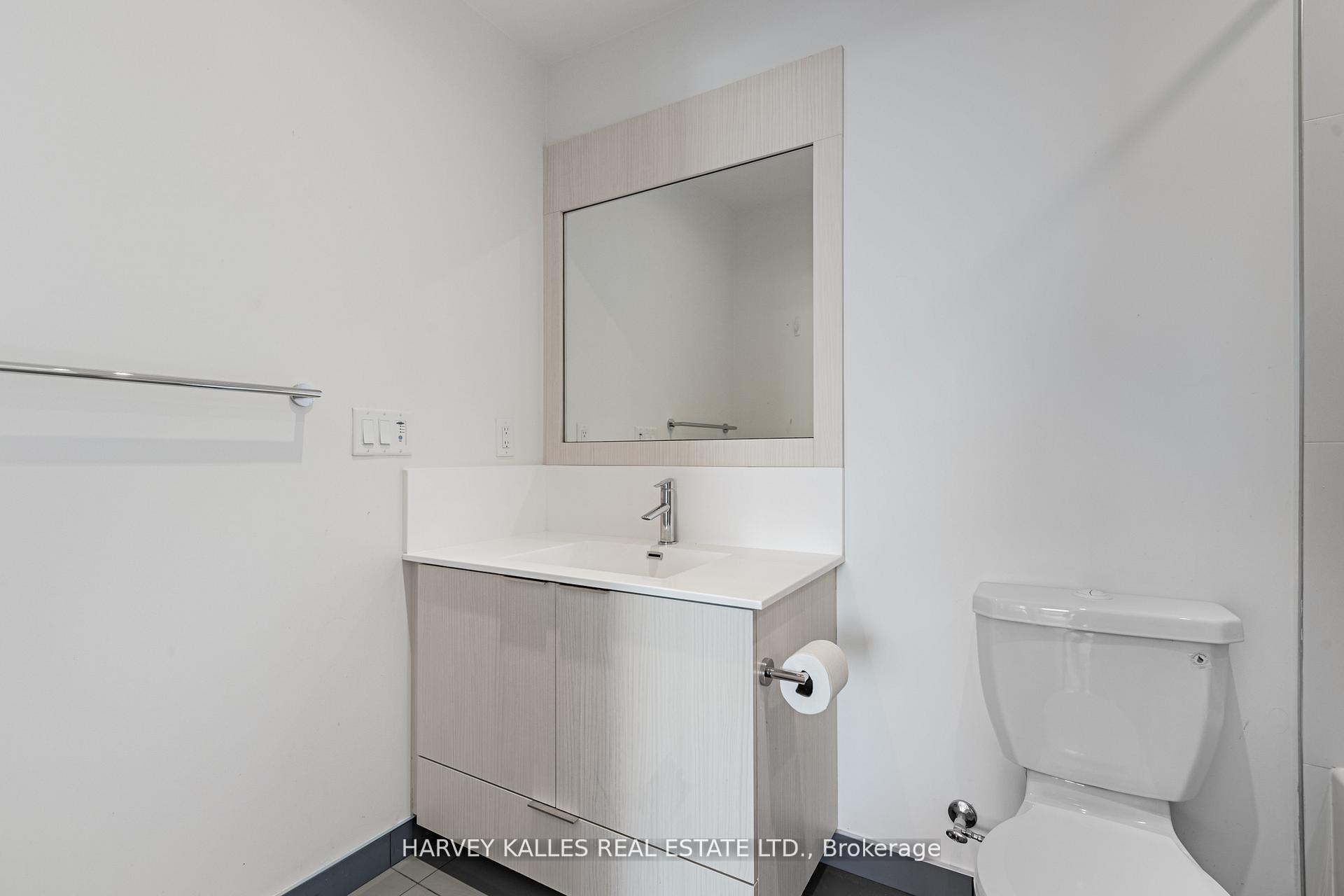 25 Adra Grado Way W 708