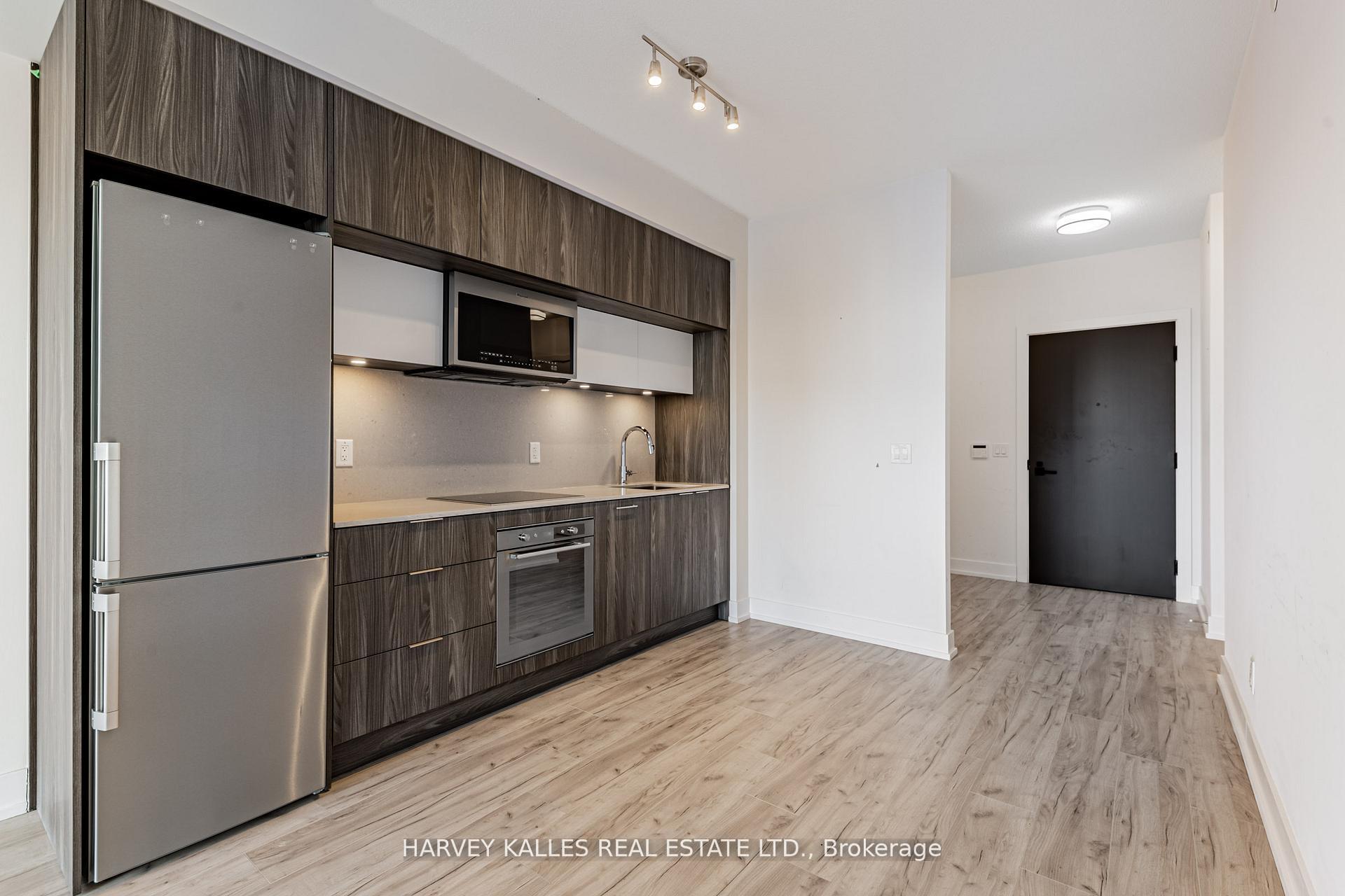 25 Adra Grado Way W 708