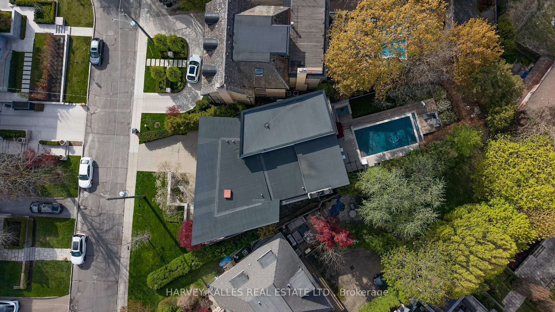 43 Hillholm Road