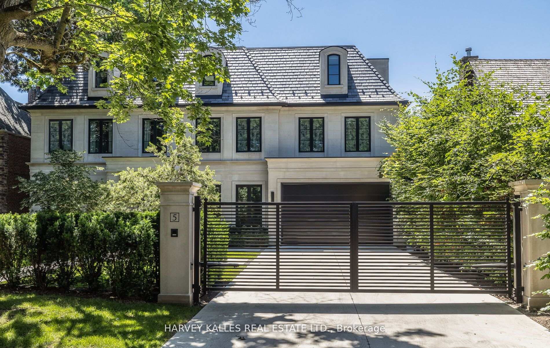 5 Dewbourne Avenue
