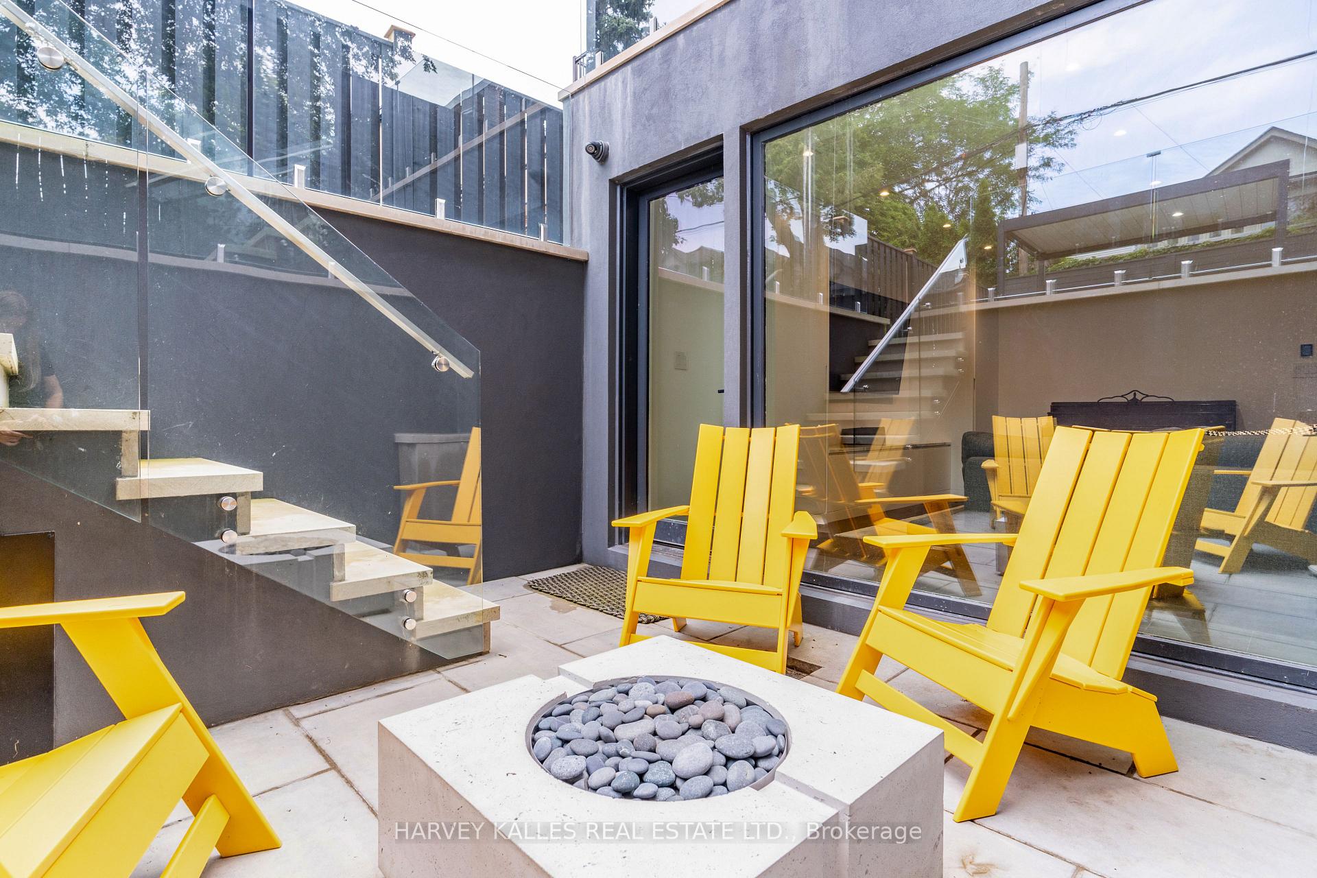 305 Glen Road