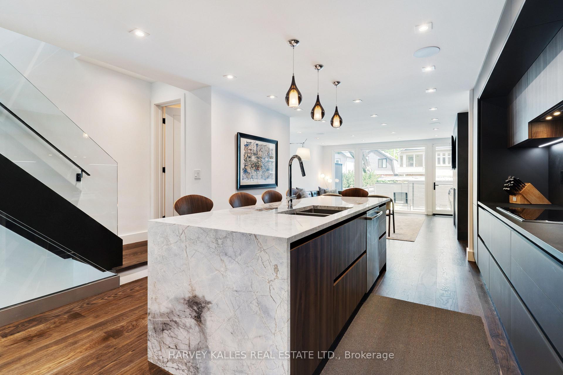 305 Glen Road