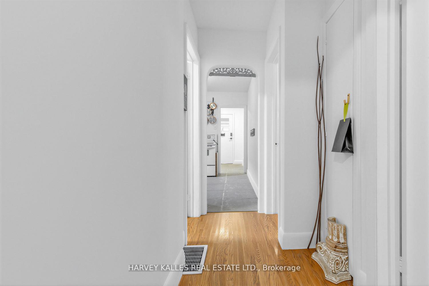246 Burnett Avenue