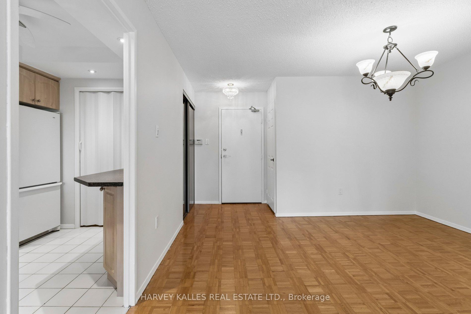 55 Skymark Drive 205