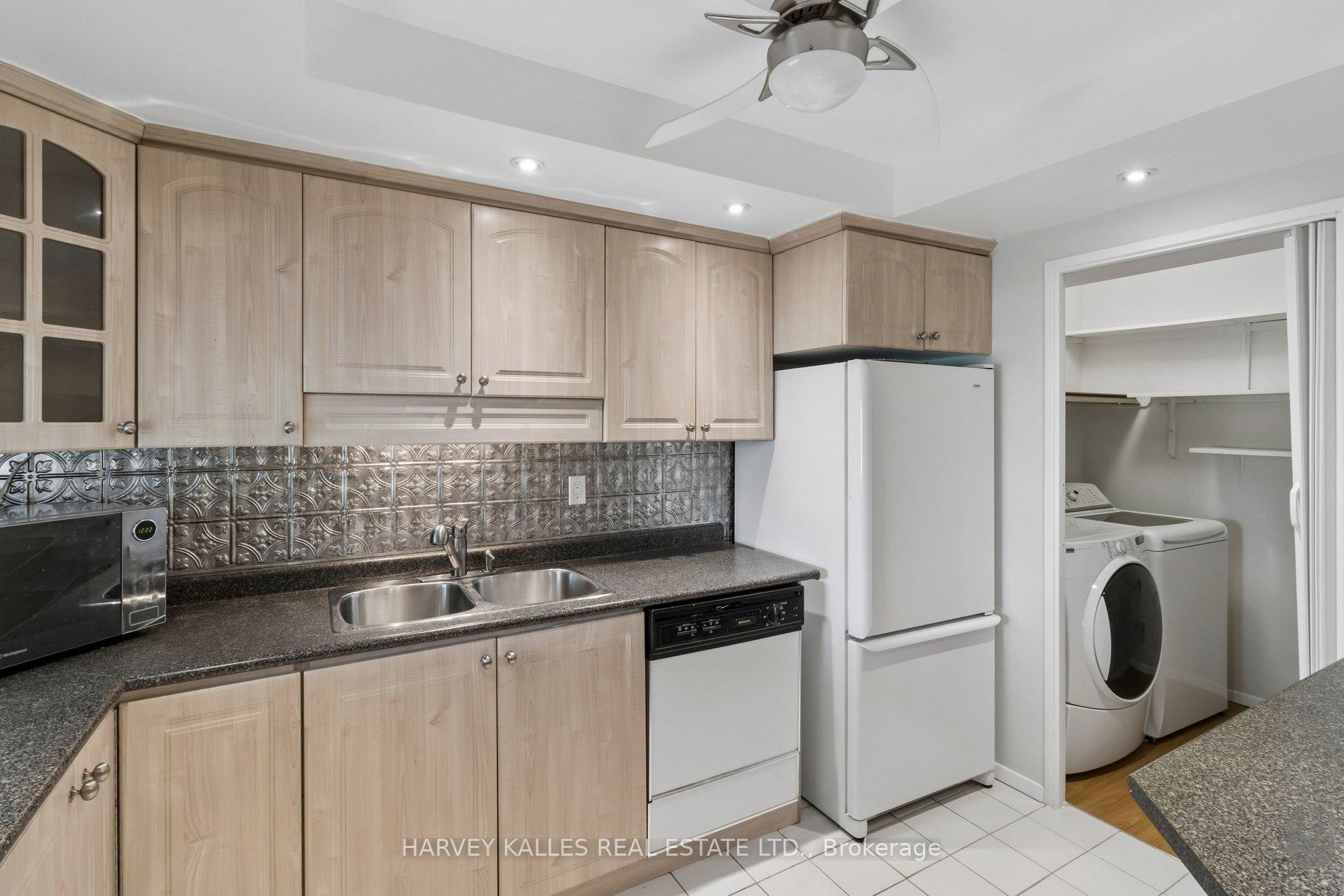 55 Skymark Drive 205