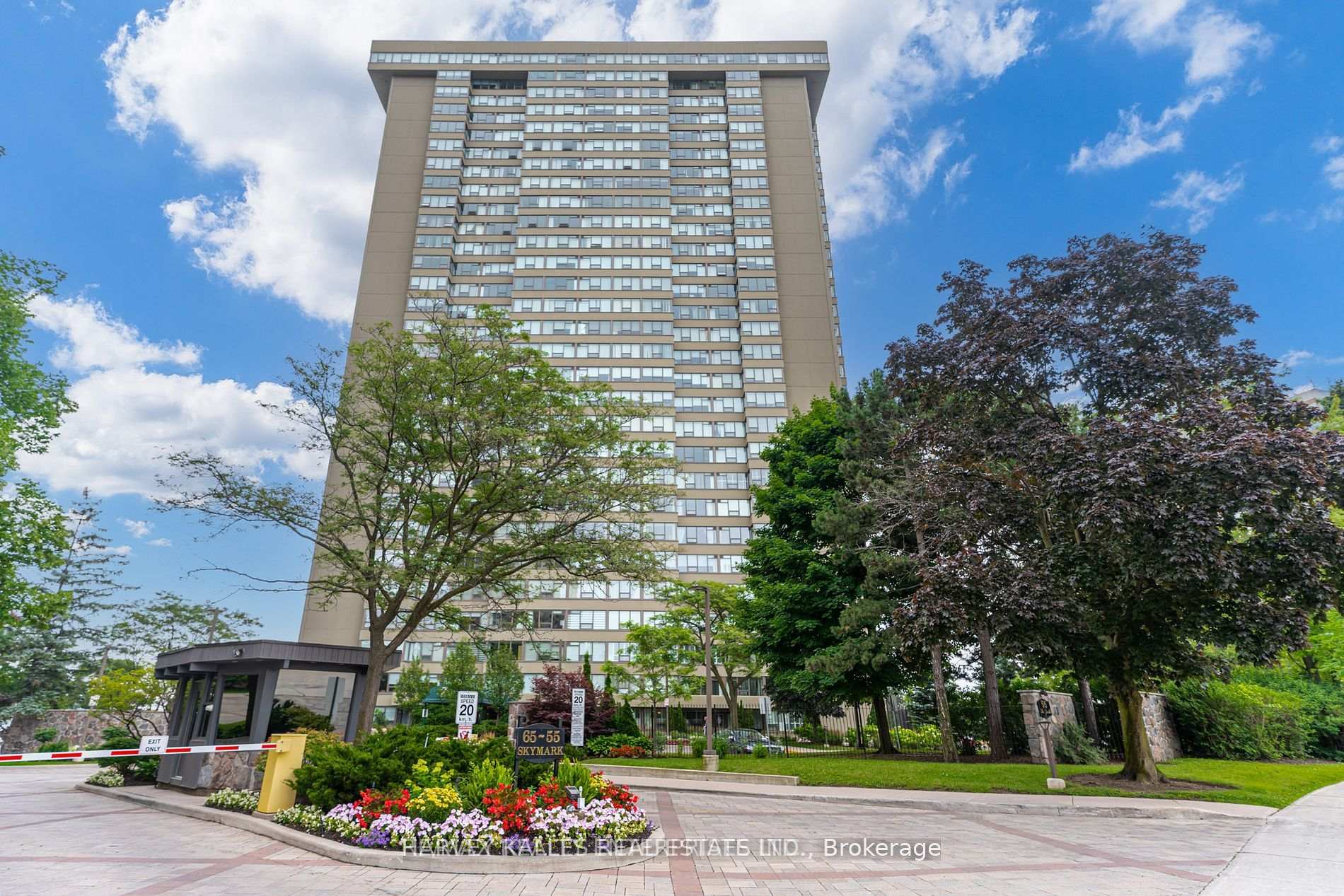 55 Skymark Drive 205