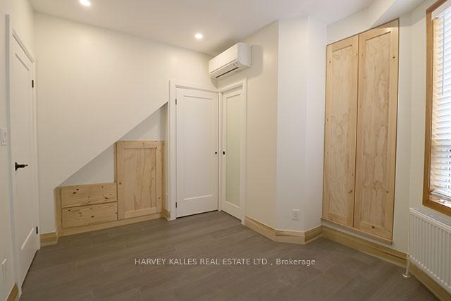 488 Lansdowne Avenue Main