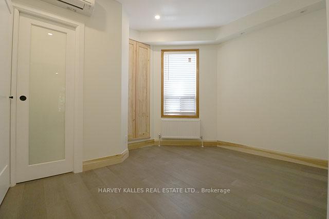488 Lansdowne Avenue Main
