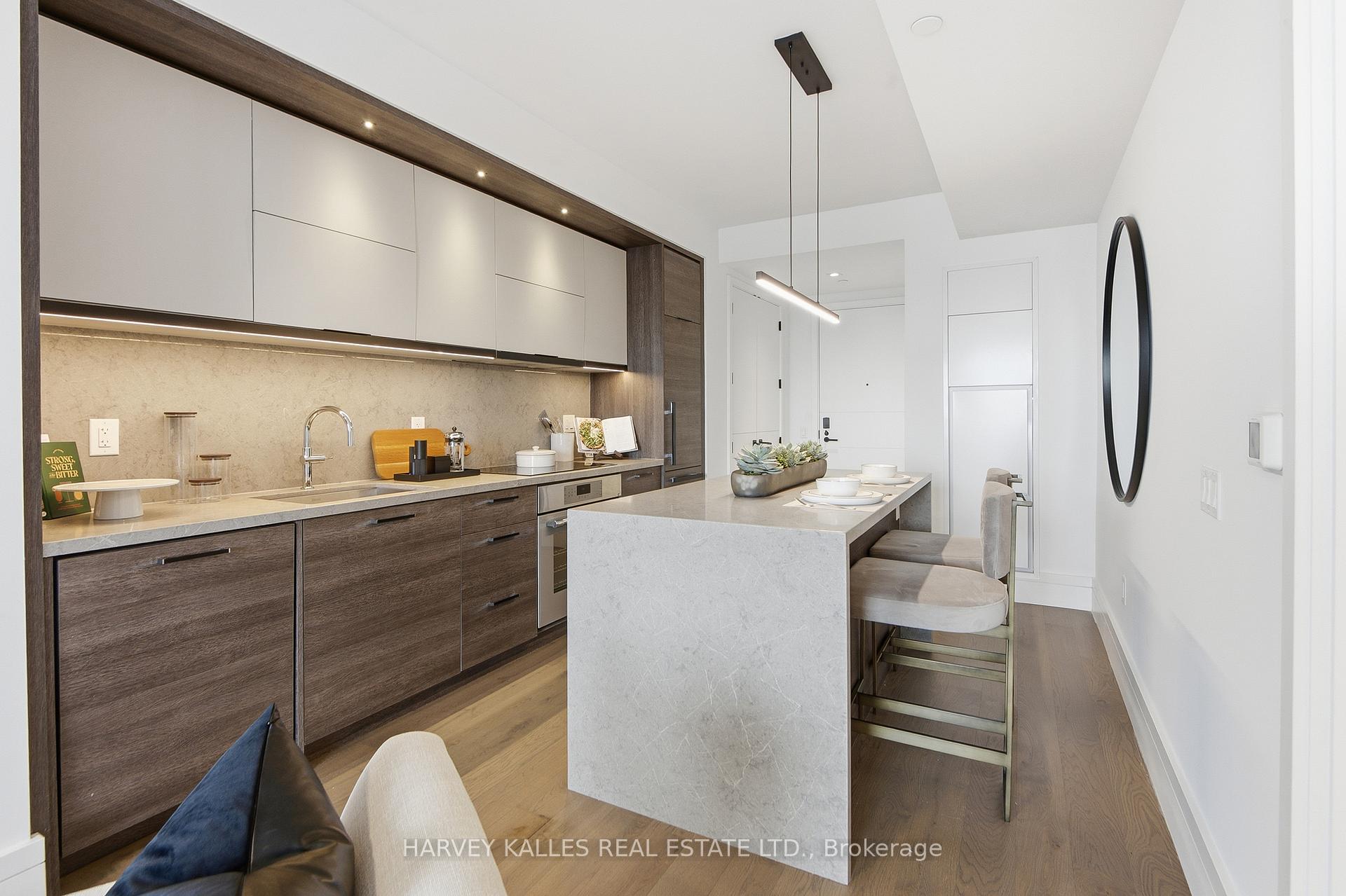 215 Lonsdale Road 1205