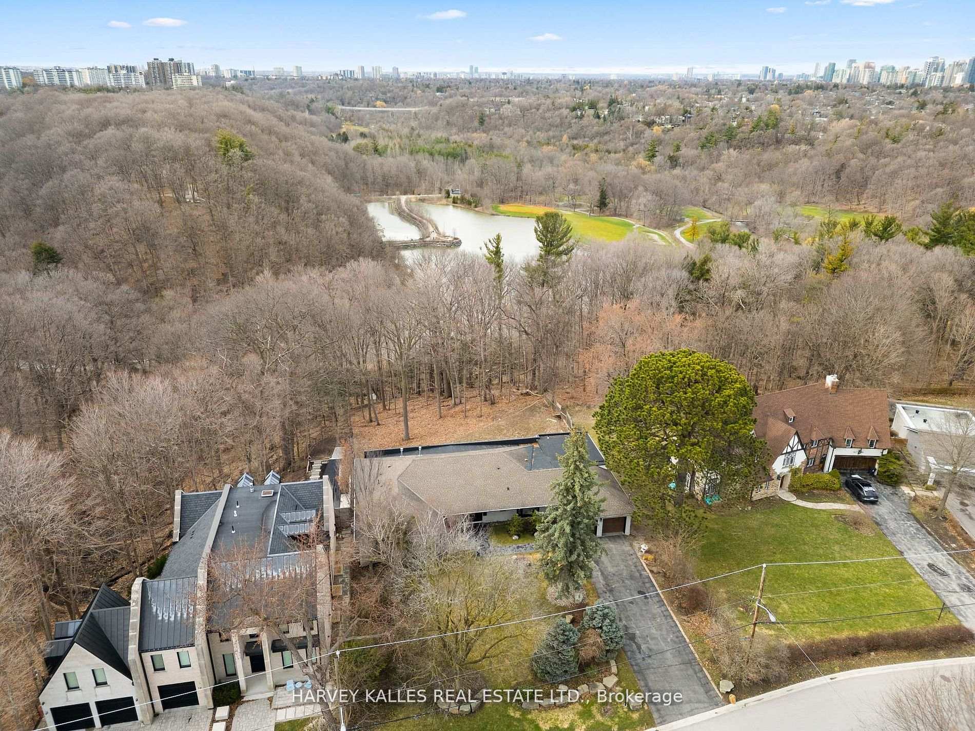 140 Sandringham Drive