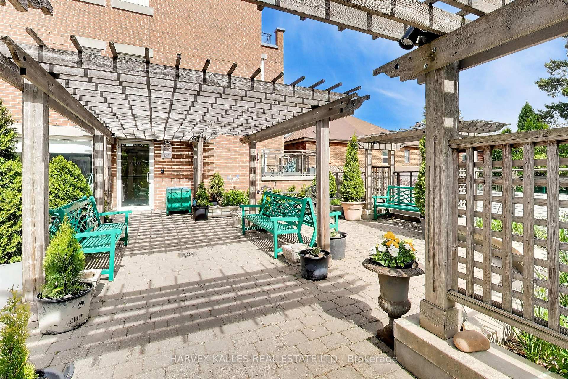 645 Millwood Road 401