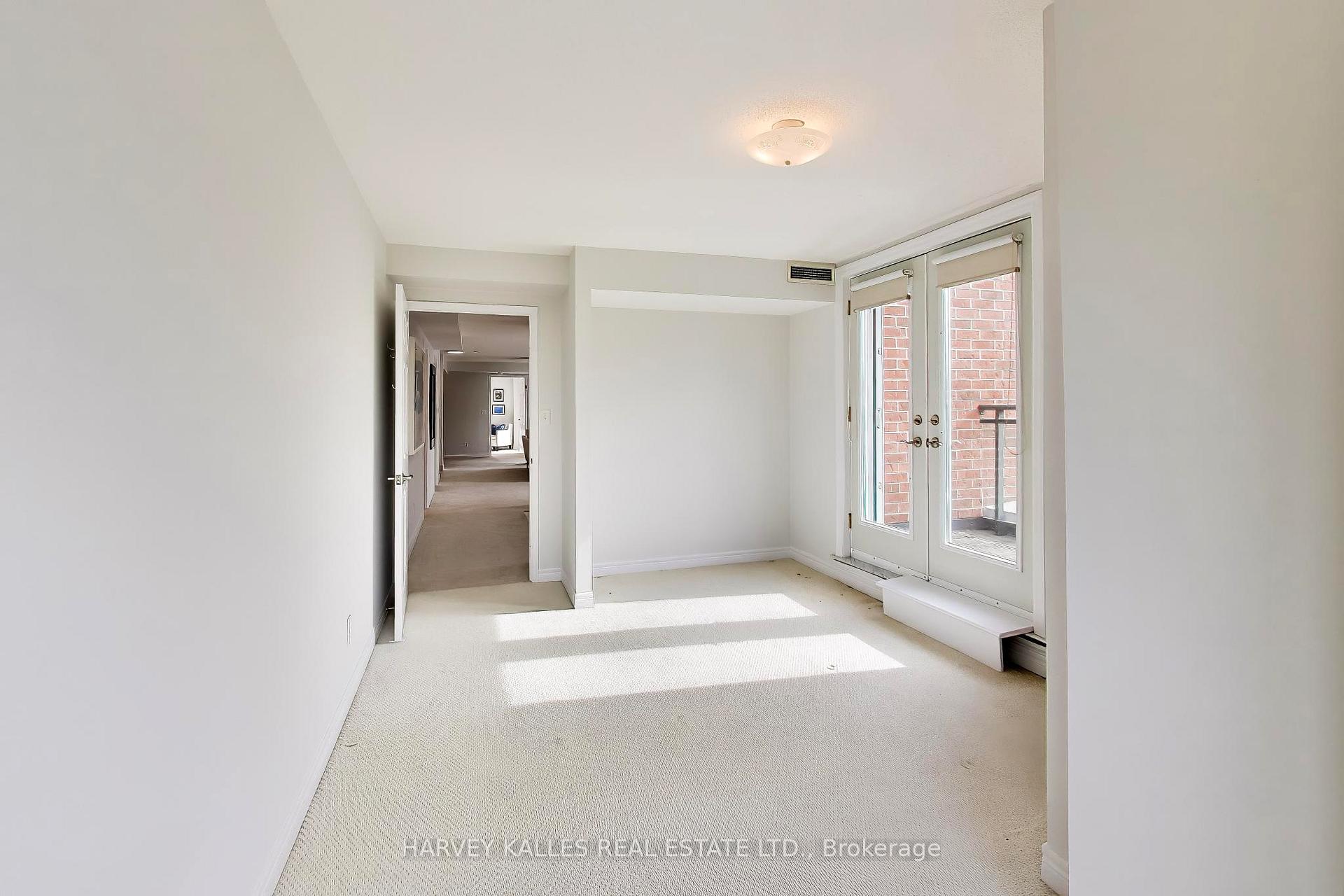 645 Millwood Road 401