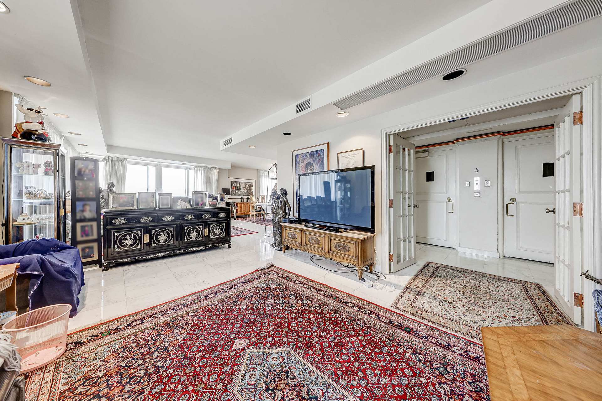 2600 Bathurst Street 1001