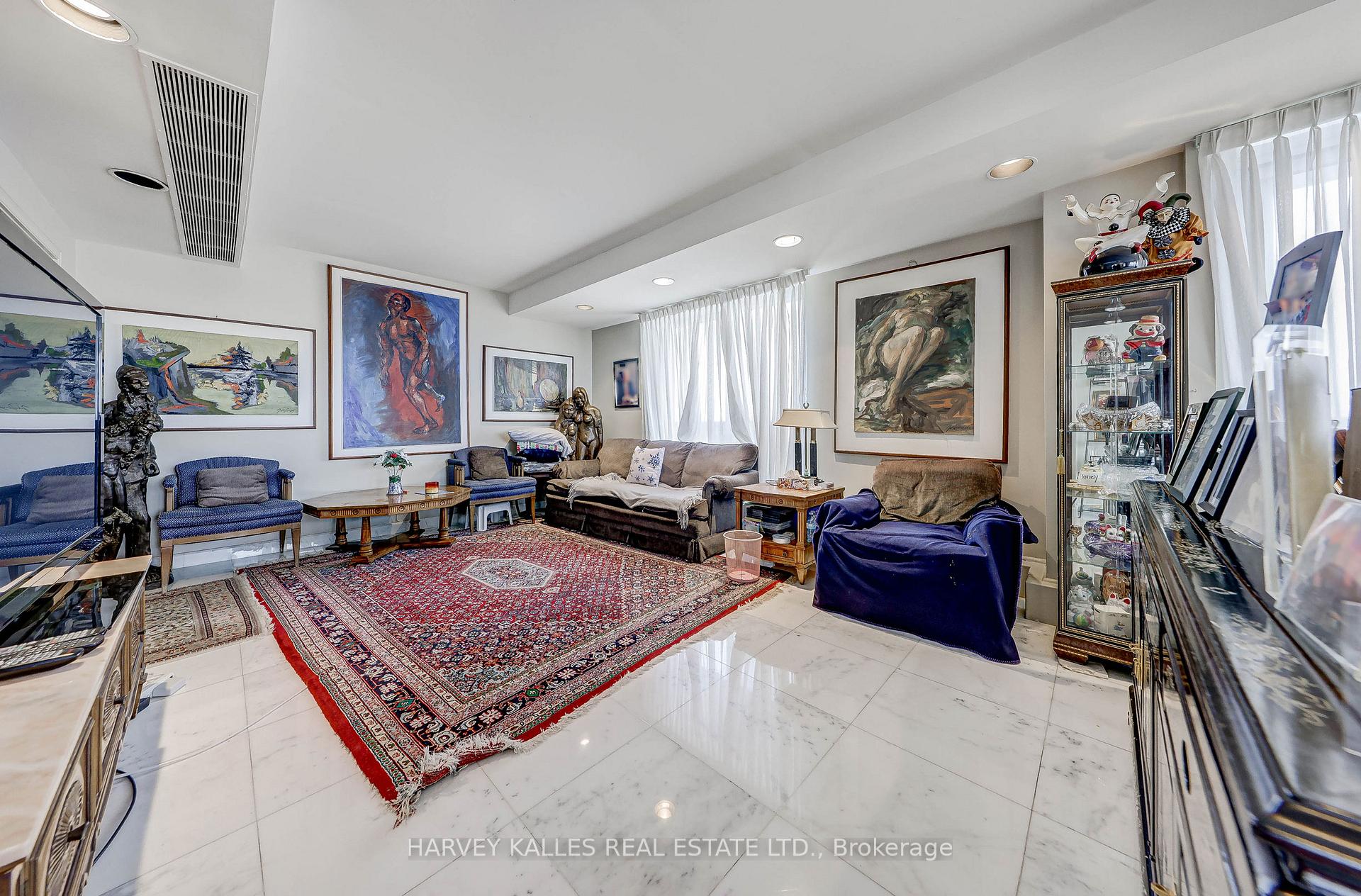 2600 Bathurst Street 1001