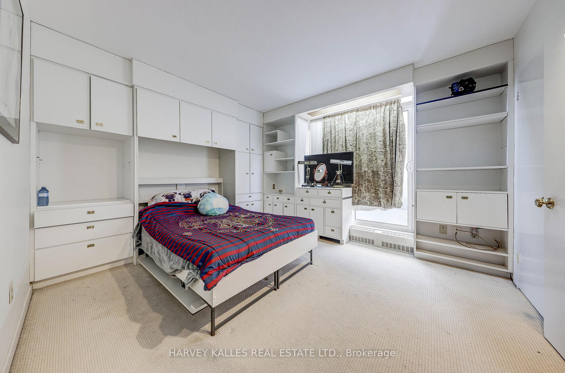 2600 Bathurst Street 1001