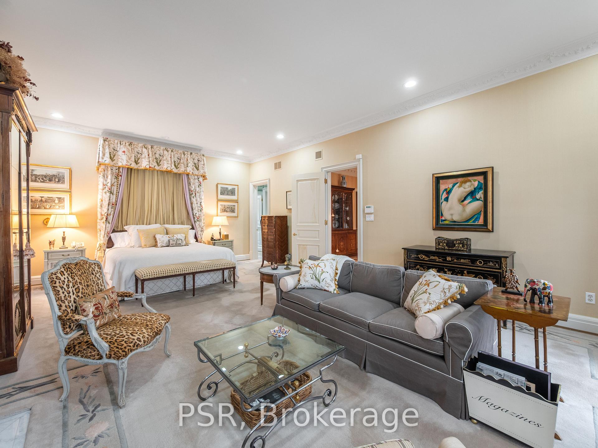 94 Dunvegan Road, Toronto