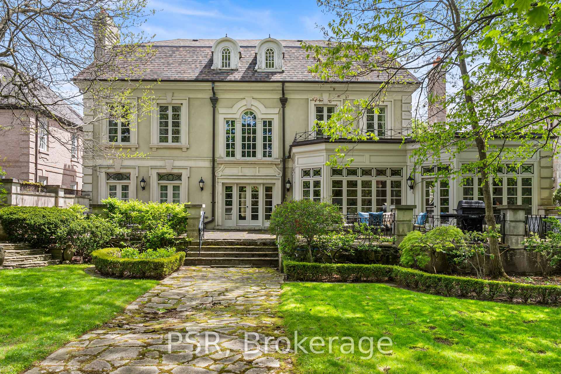 94 Dunvegan Road, Toronto