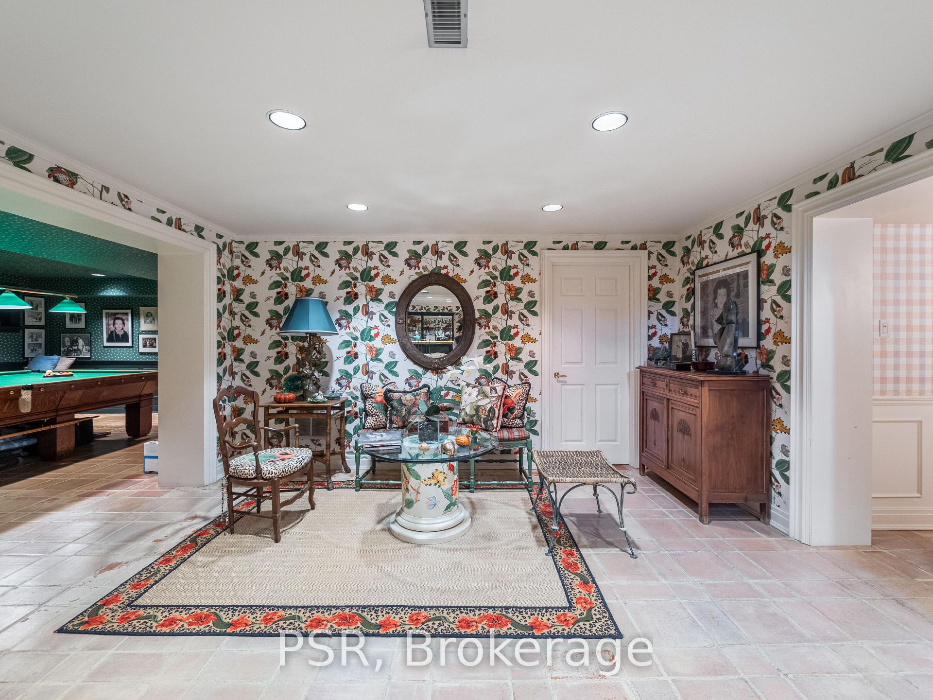 94 Dunvegan Road, Toronto