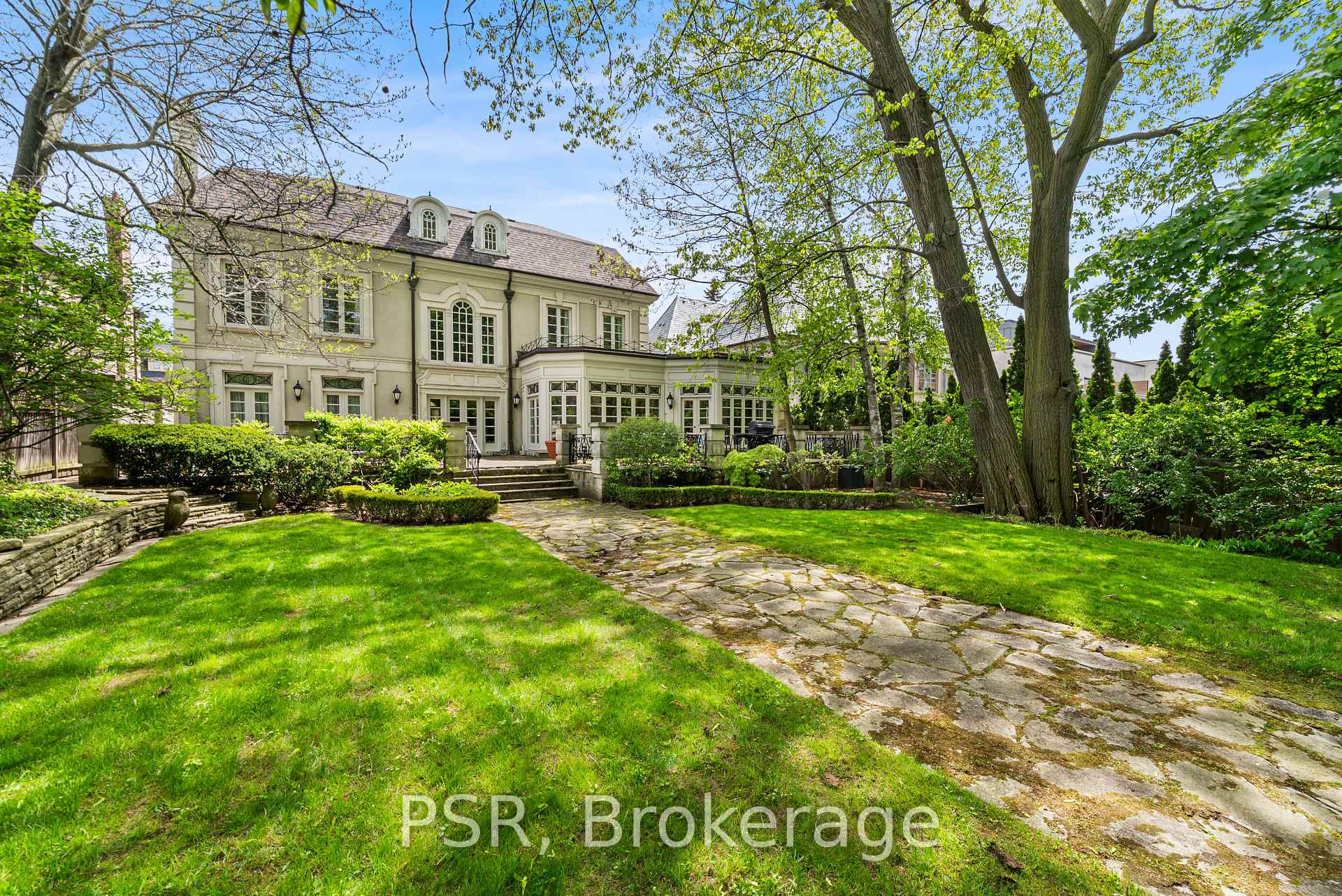 94 Dunvegan Road, Toronto