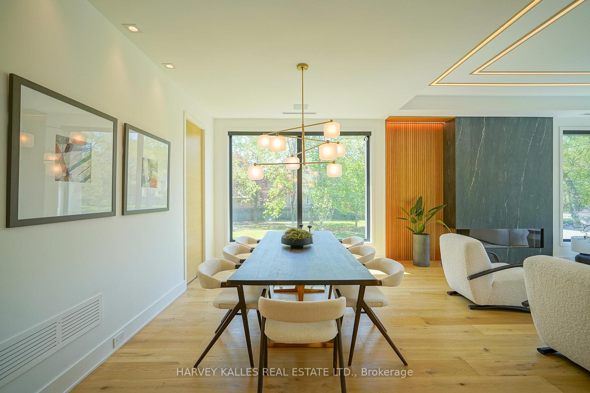 585 Bedford park Avenue