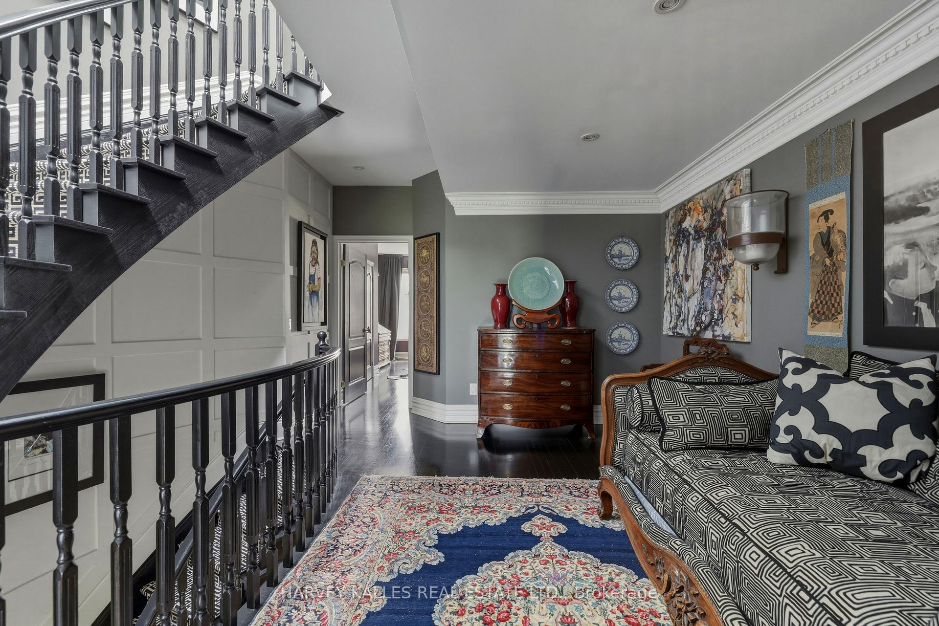 260 Russell Hill Road 21