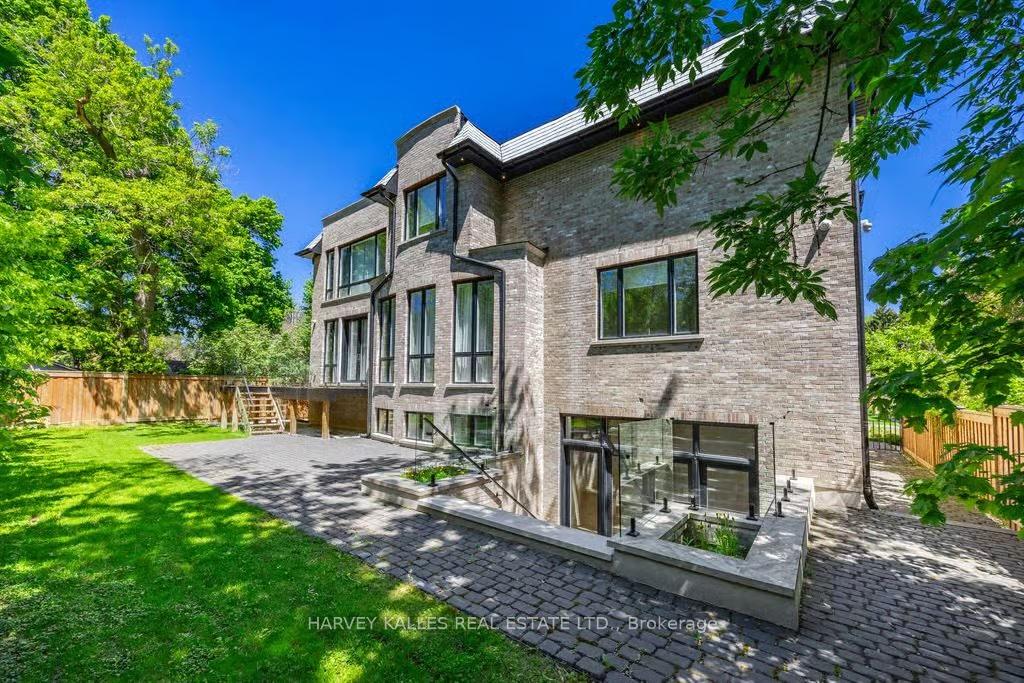 73 Lord Seaton Road