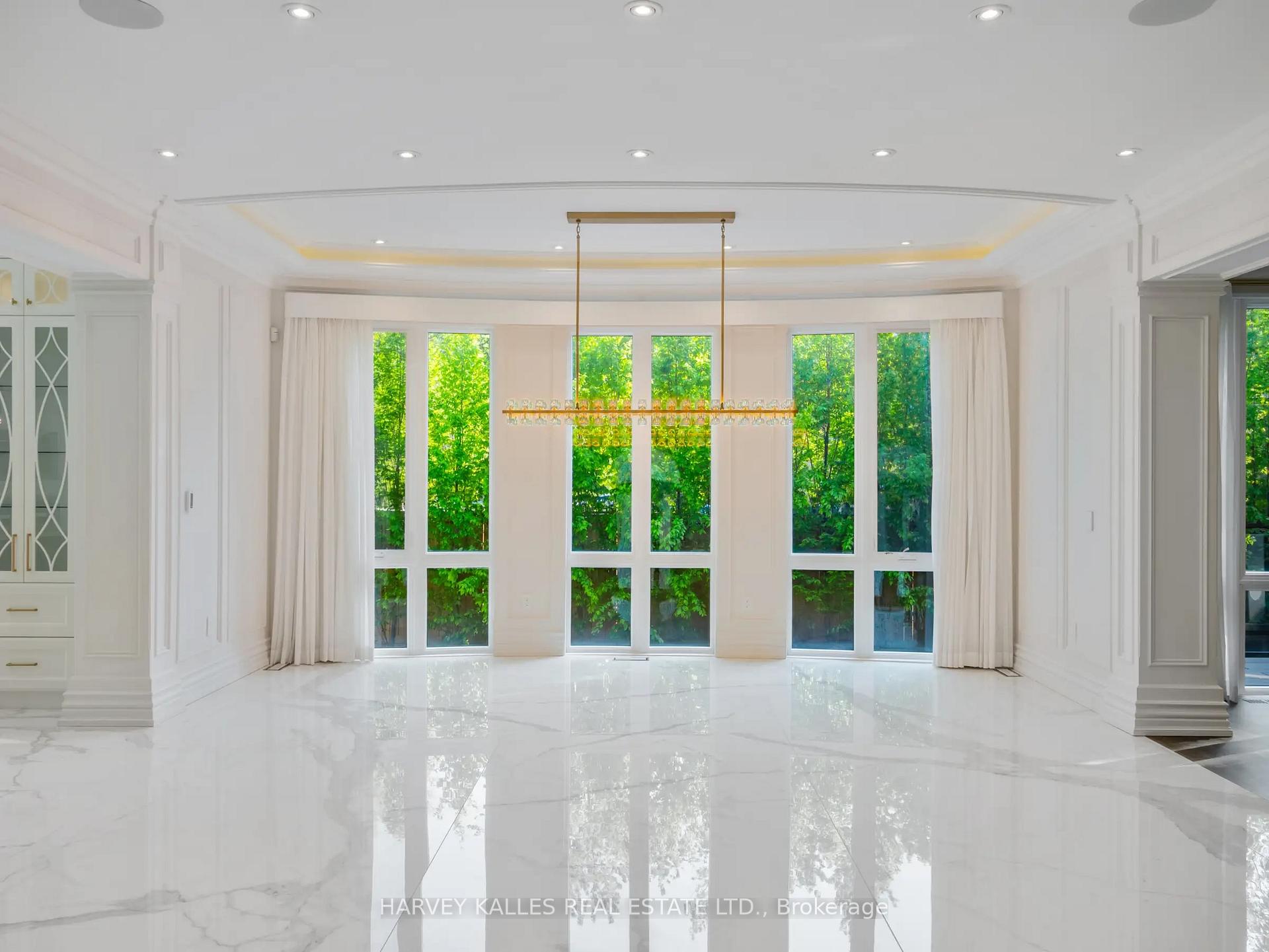 73 Lord Seaton Road