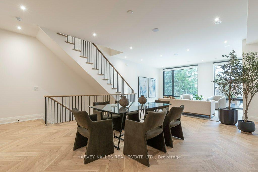 32 Evergreen Gardens