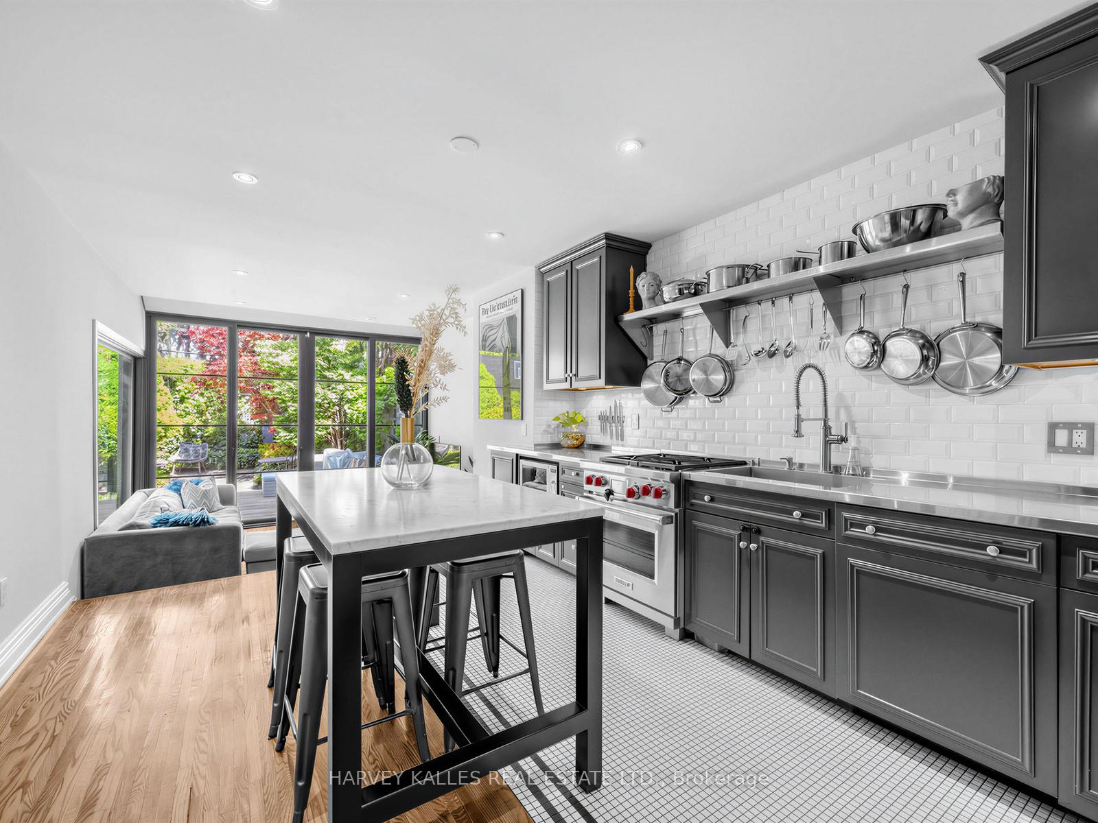 285 Brunswick Avenue