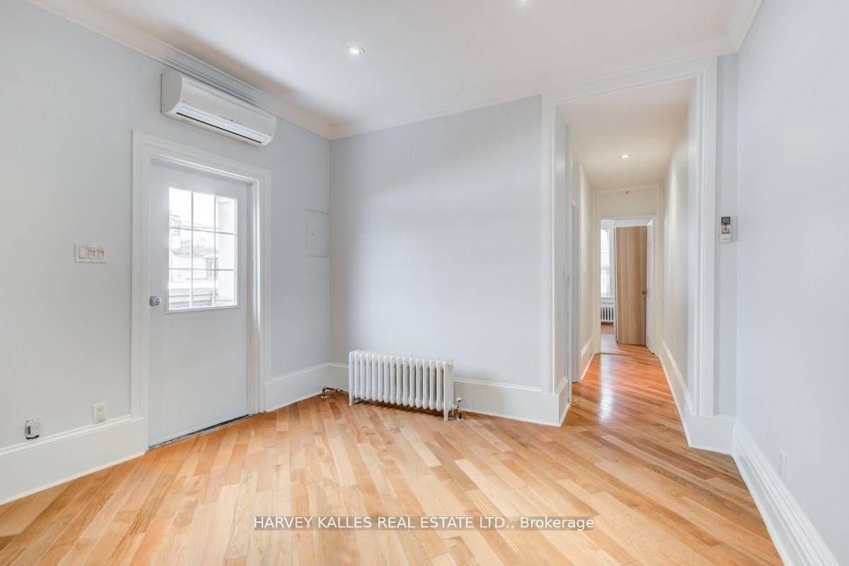 1098 Bathurst Street 2