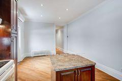 1098 Bathurst Street 2