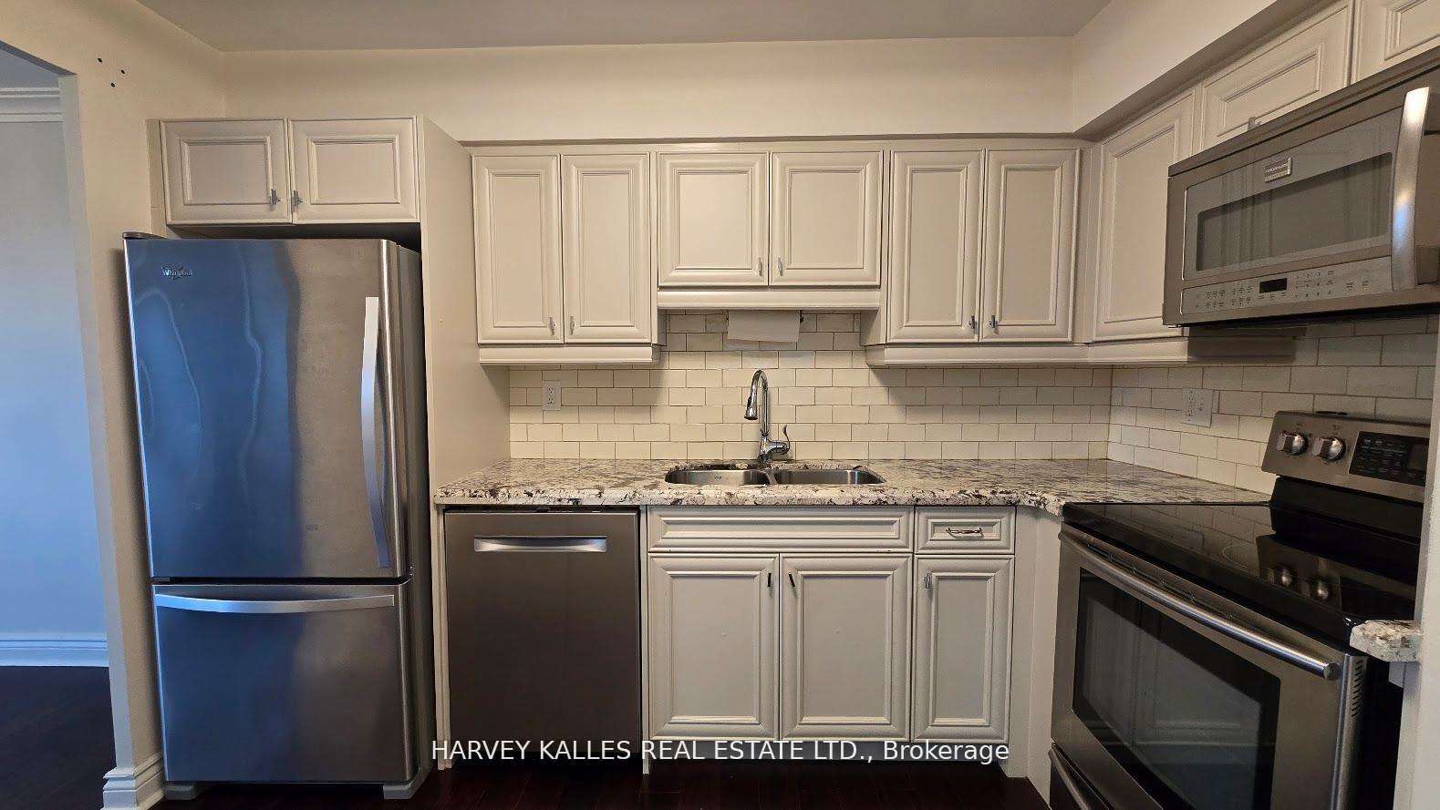 3555 Bathurst Street 602
