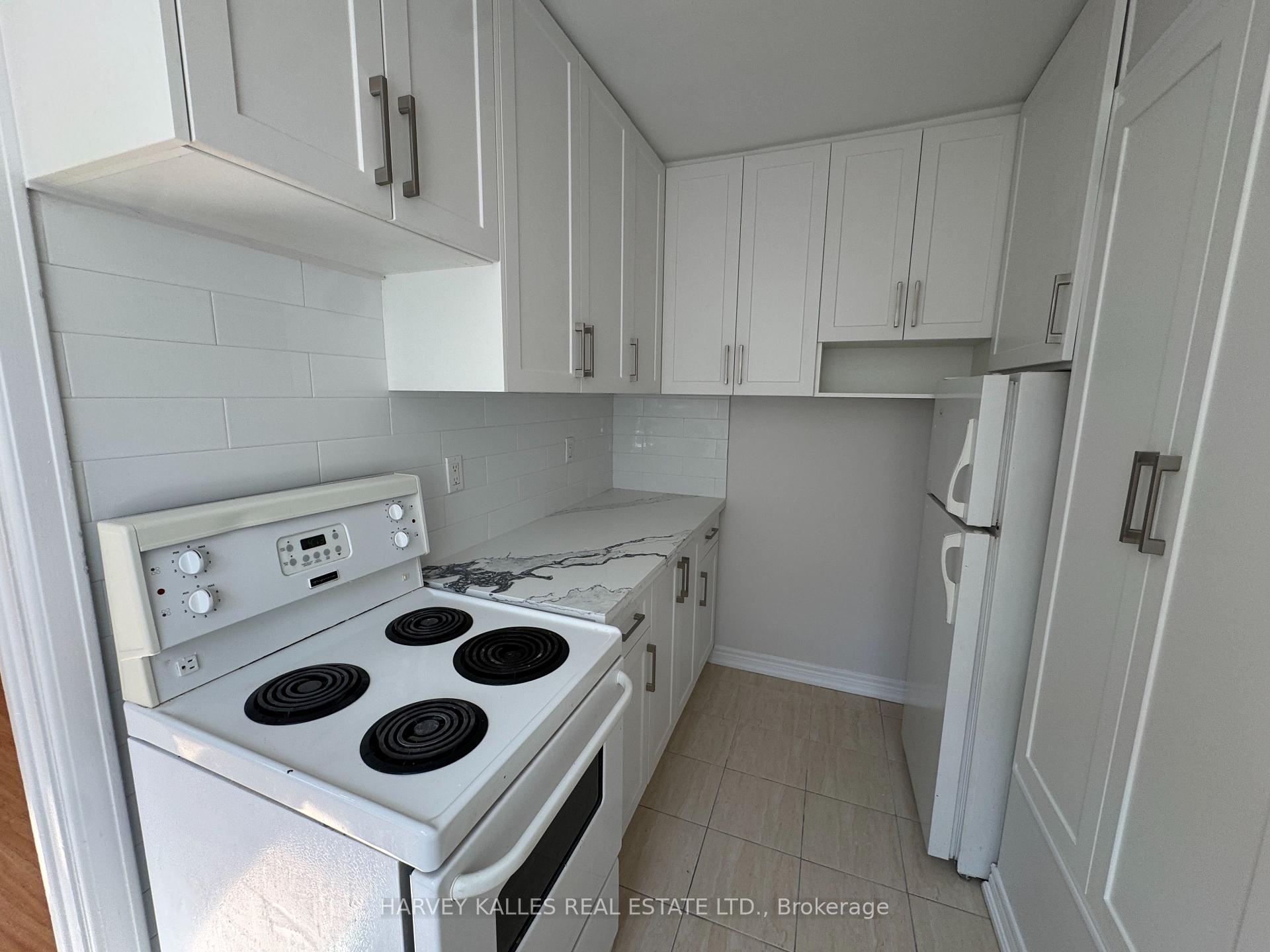 38 Strathgowan Avenue Upper