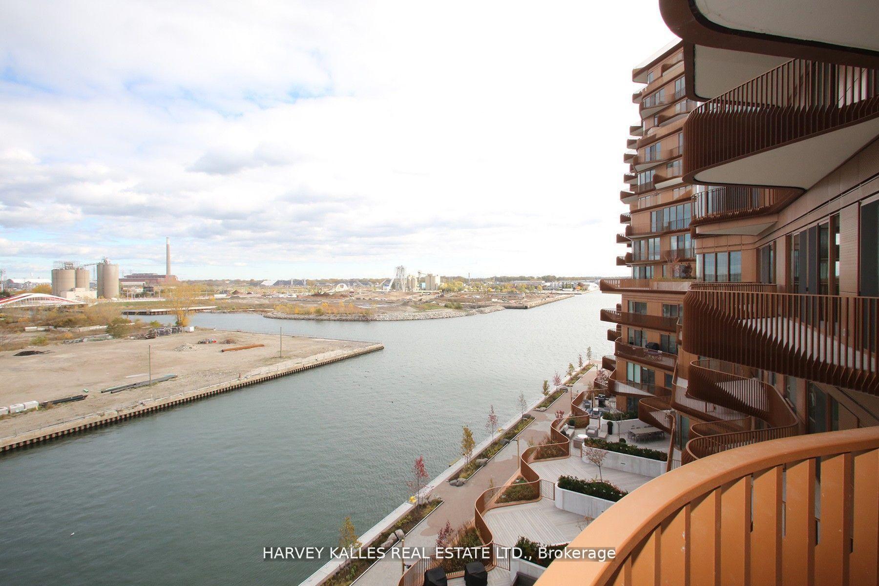 155 Merchants' Wharf Avenue 701