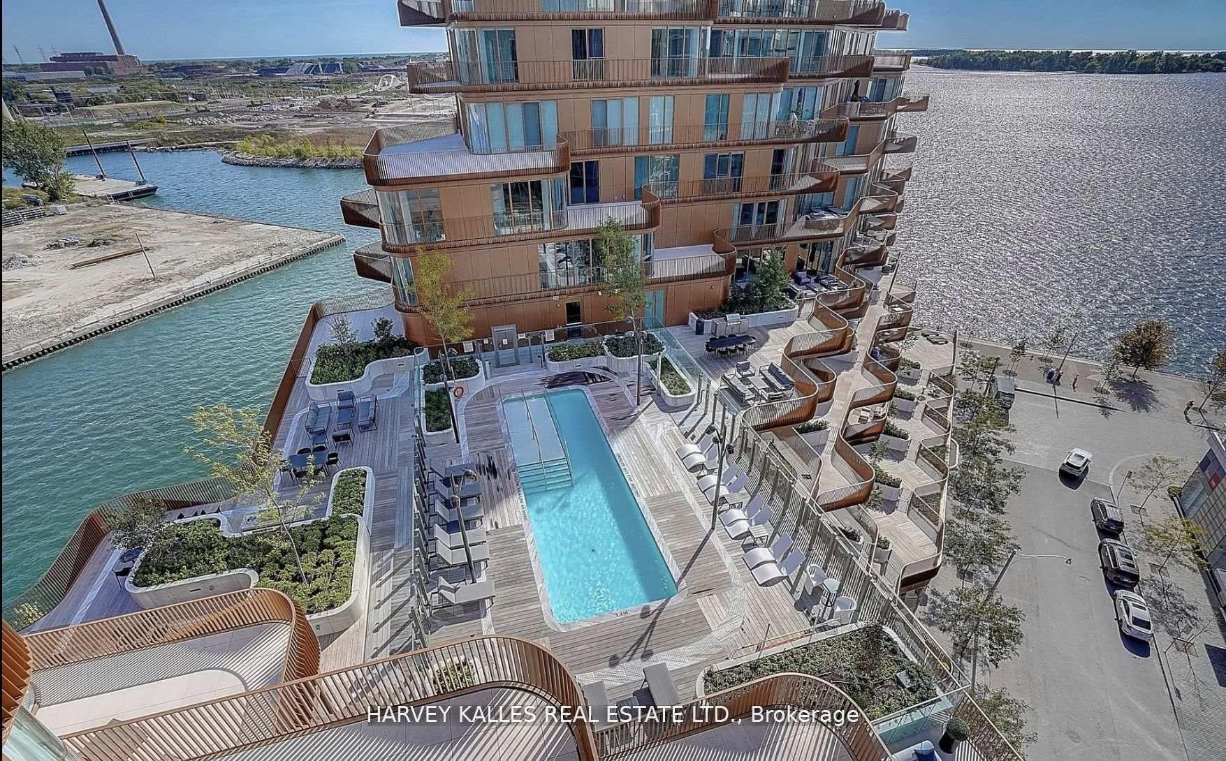 155 Merchants' Wharf Avenue 701