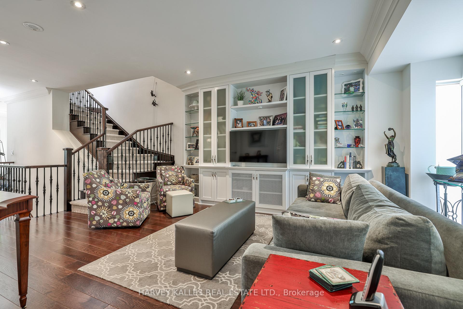 417 St Germain Avenue